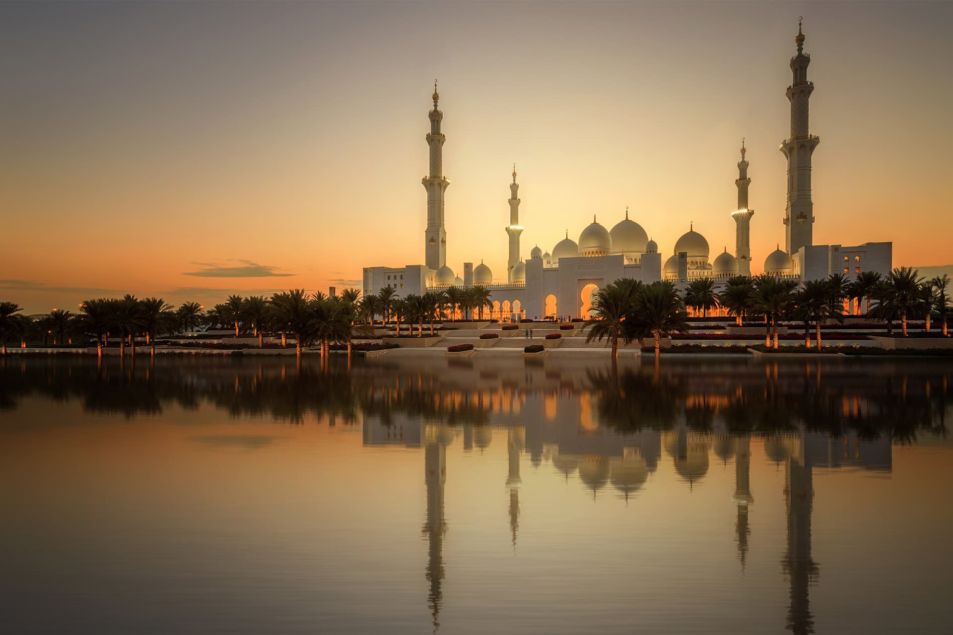 Sheikh Zayed Grand Mosque and Louvre Abu Dhabi Tour from Dubai - تصویر 15