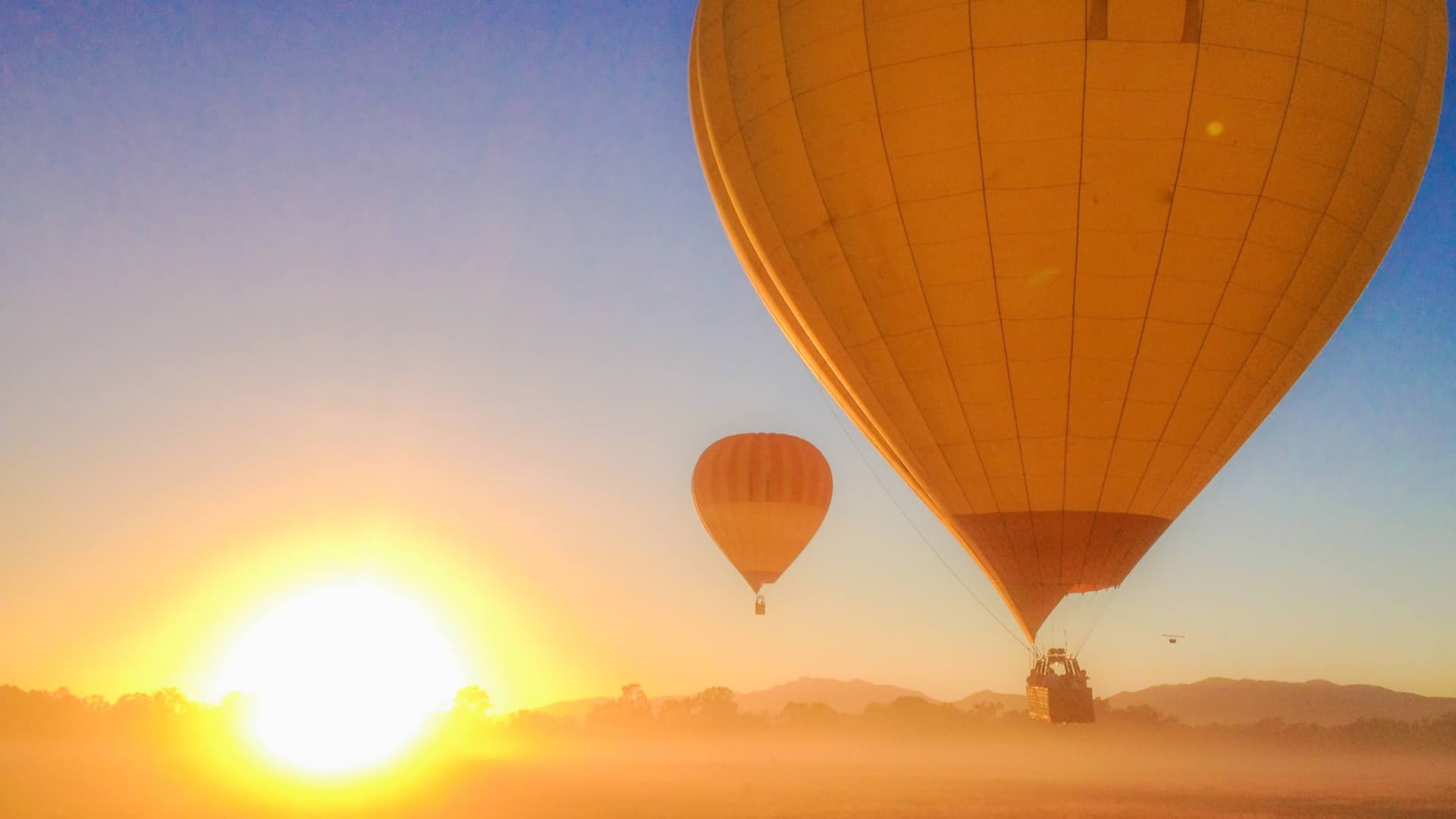 Cairns Hot Air Balloon Flight with Sparkling Wine and Optional Round Trip Transfer - تصویر 6