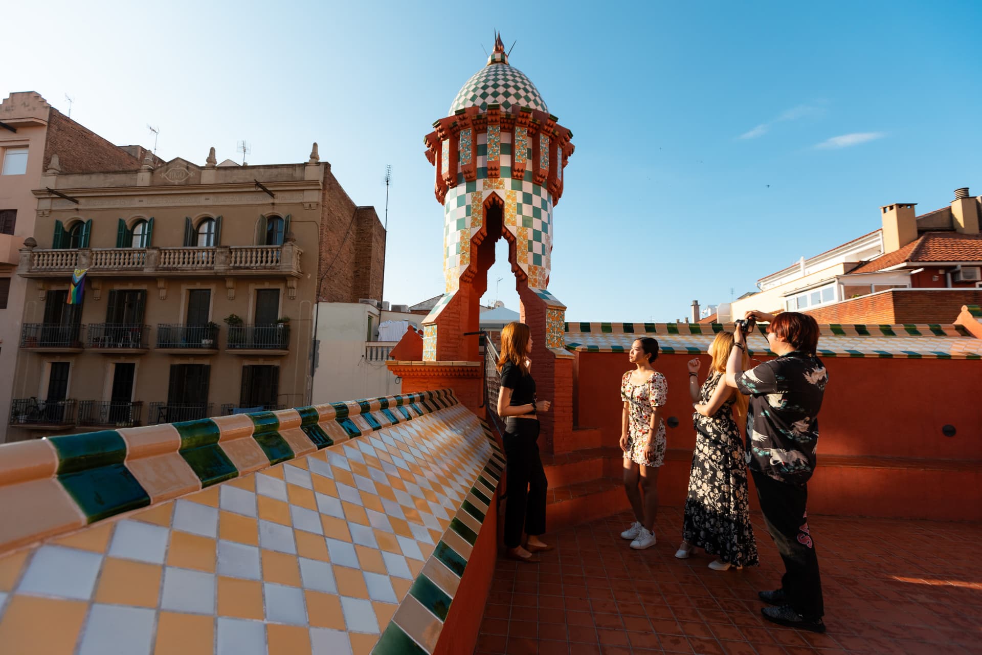 Gaudi Houses: Casa Vicens, Casa Batllo, Casa Mila Guided Tour - تصویر 4