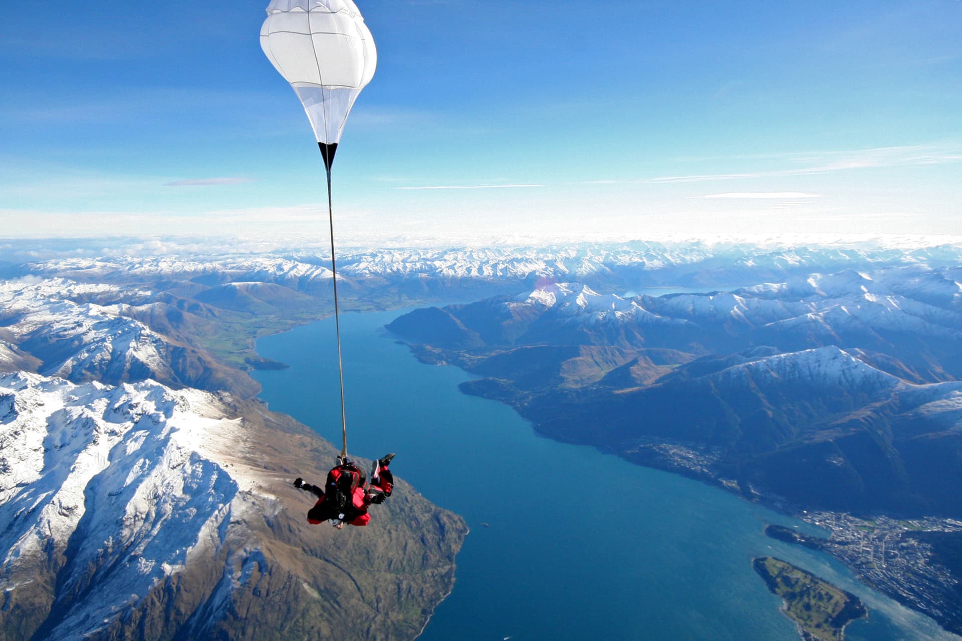 Tandem Skydiving Experience Queenstown by NZONE - تصویر 7
