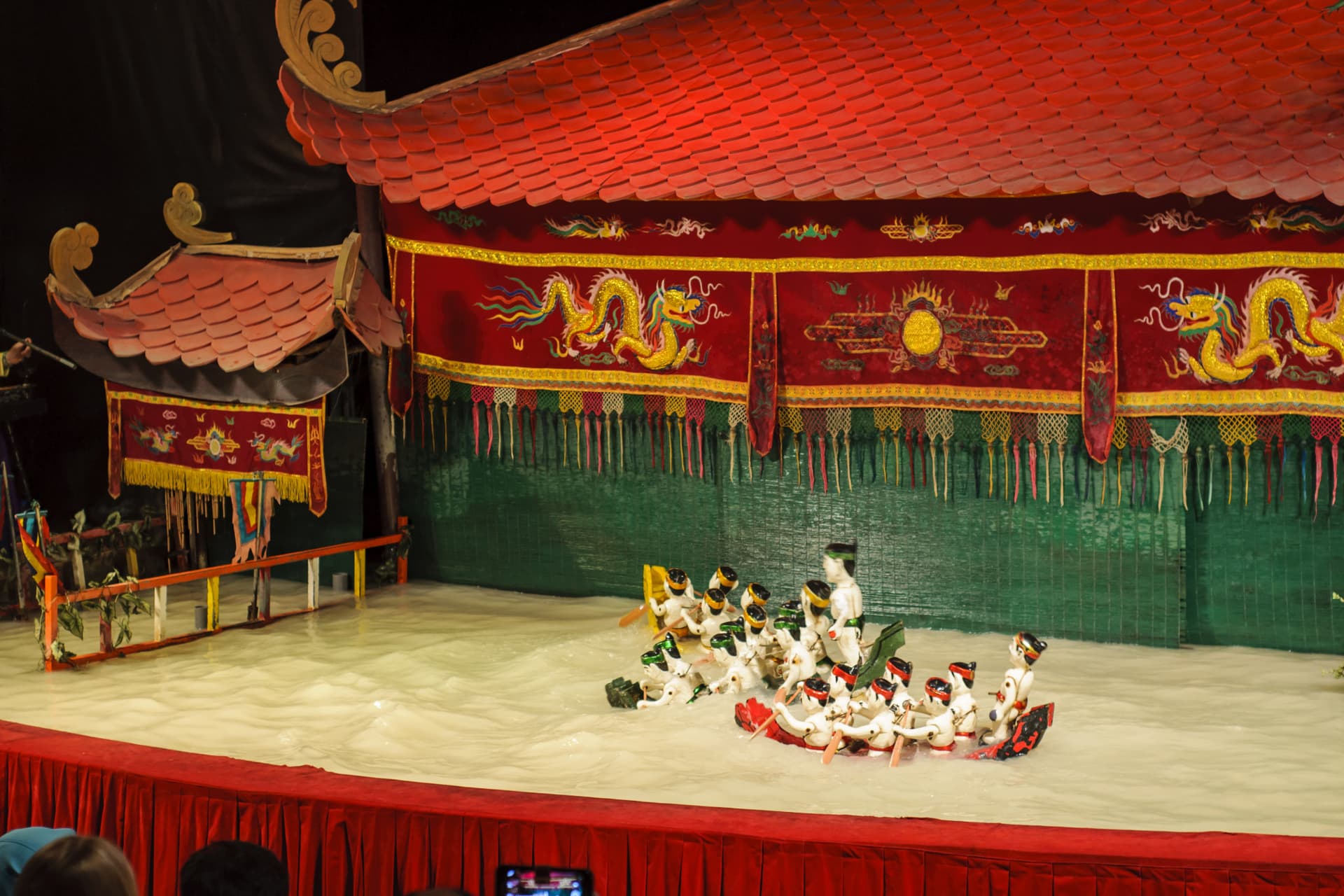 Traditional Vietnamese Water Puppet Show with Dinner in Ho Chi Minh - تصویر 13