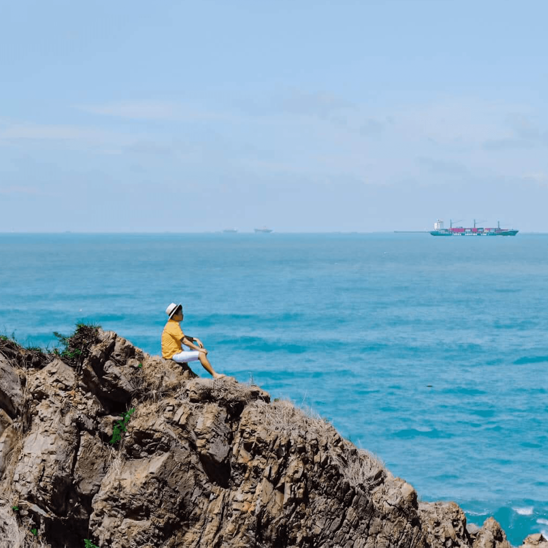 Vung Tau Full-Day Tour from Ho Chi Minh: Thuy Van Beach, Jesus Christ Statue, Thang Tam Temple - تصویر 12