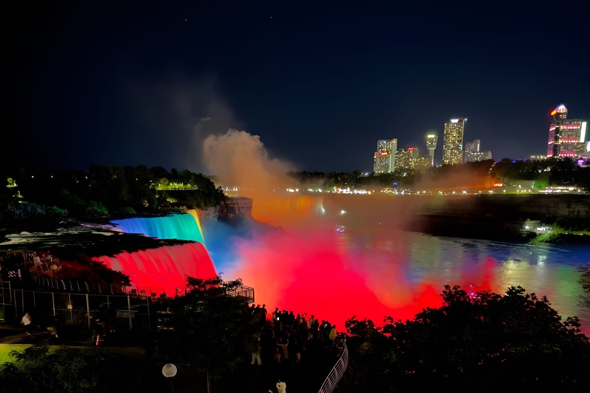 Niagara Falls USA: Night Illumination Tour & Optional Maid of the Mist - تصویر 4