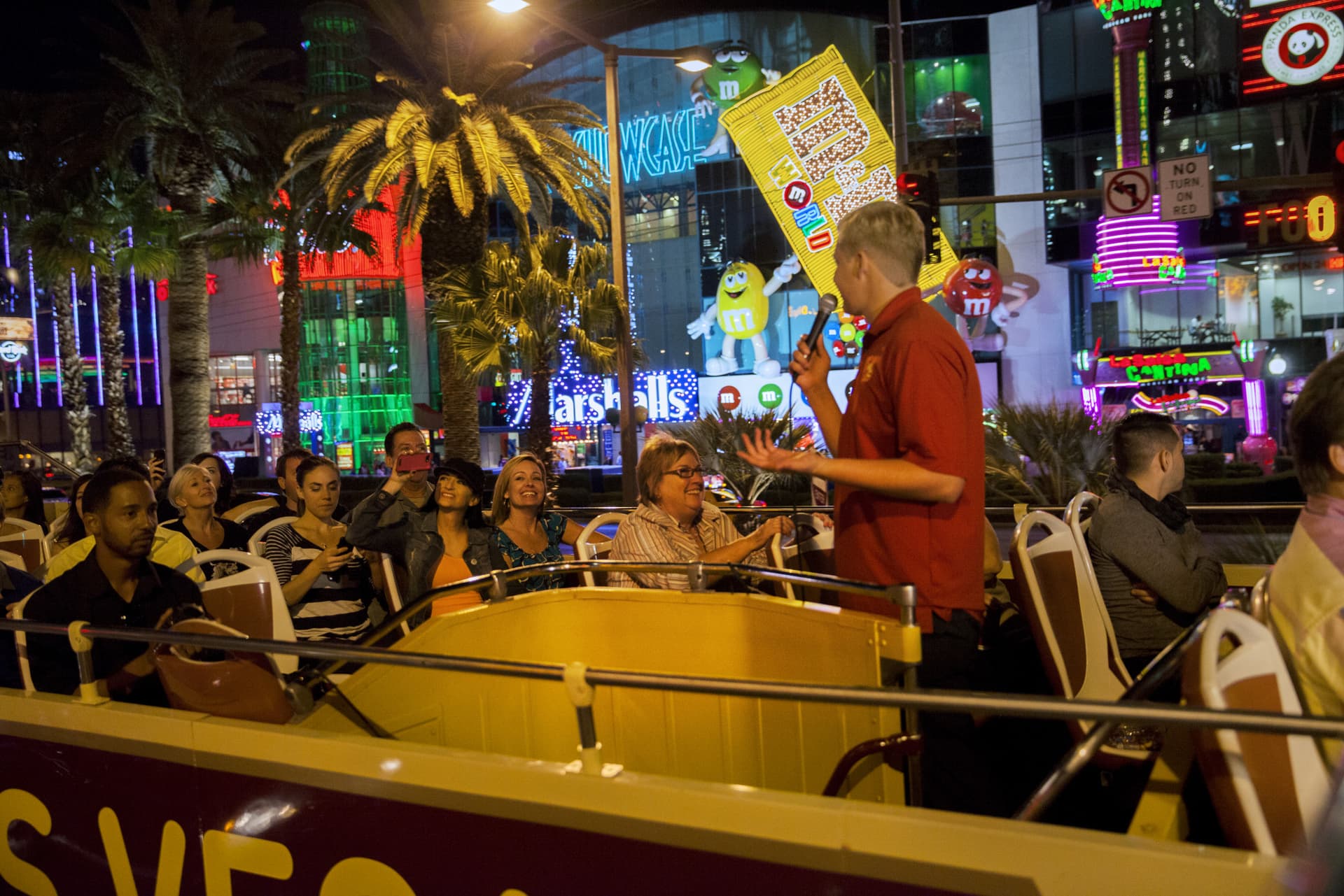 Big Bus Las Vegas Hop-on Hop-off Bus Tour - تصویر 12