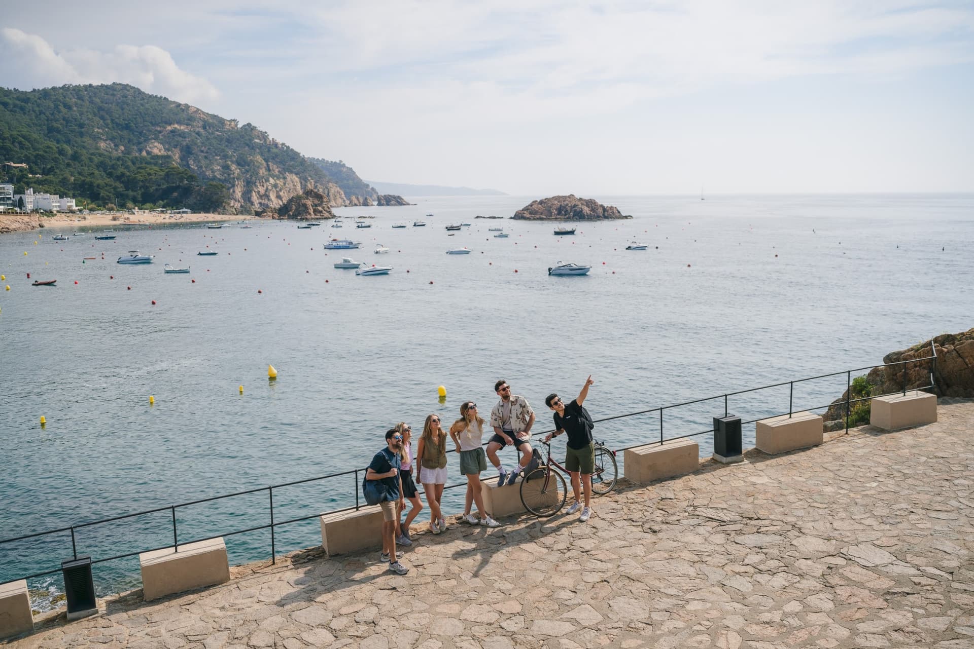 Montserrat, Girona, and Costa Brava Tour from Barcelona - تصویر 14