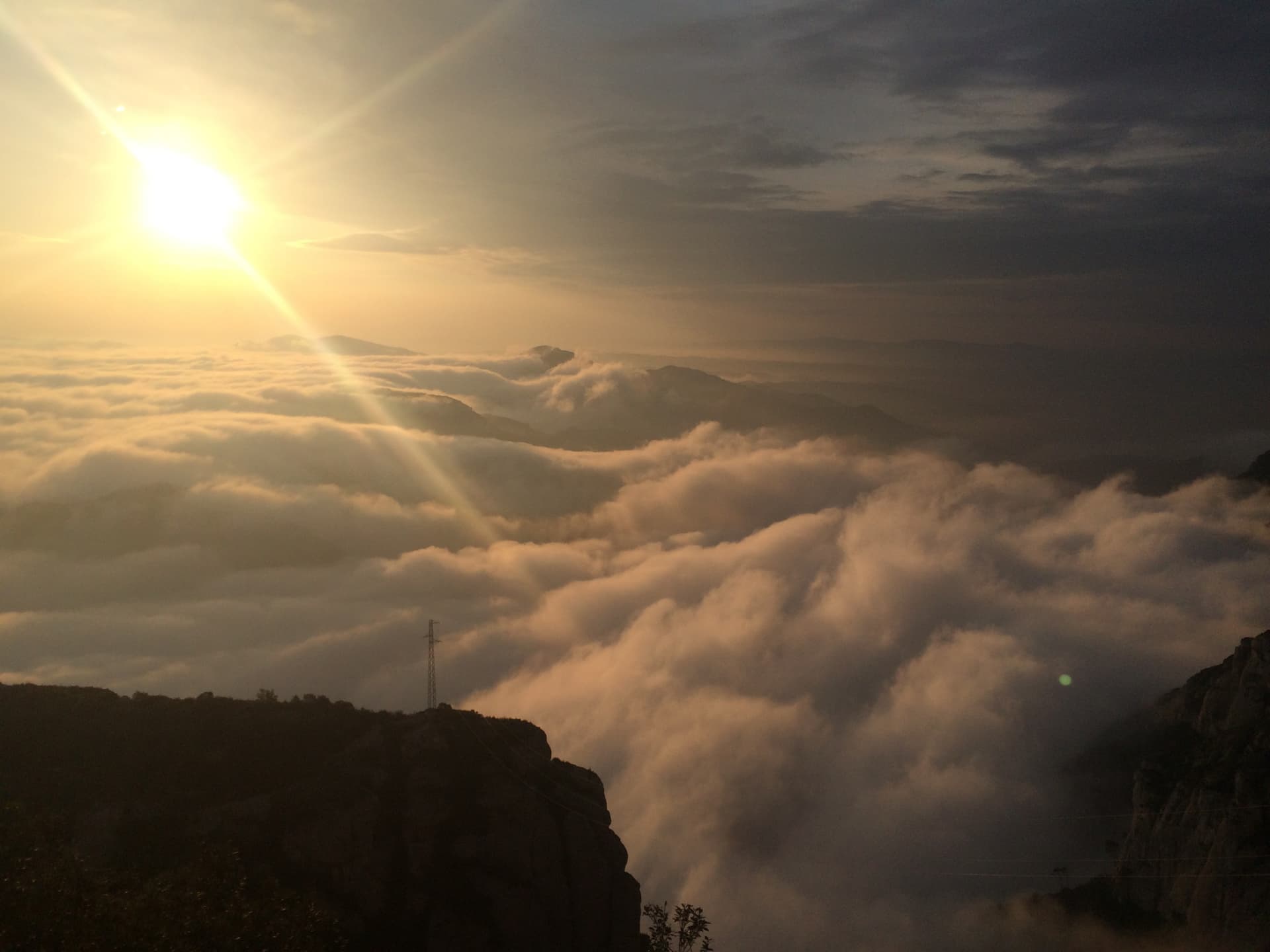 Montserrat Sunrise Tour from Barcelona - تصویر 4
