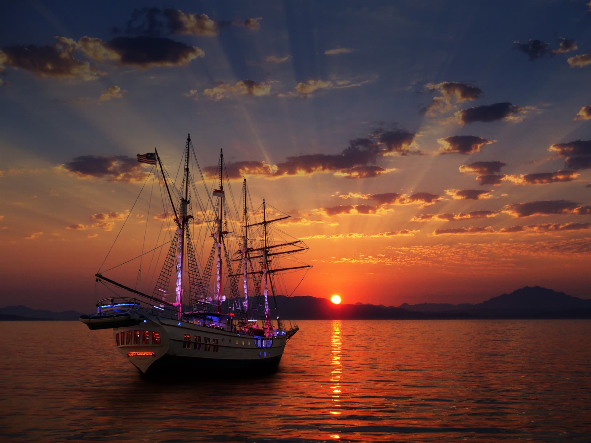 The Royal Albatross - Luxury Tall Ship Cruise Ticket - تصویر 27