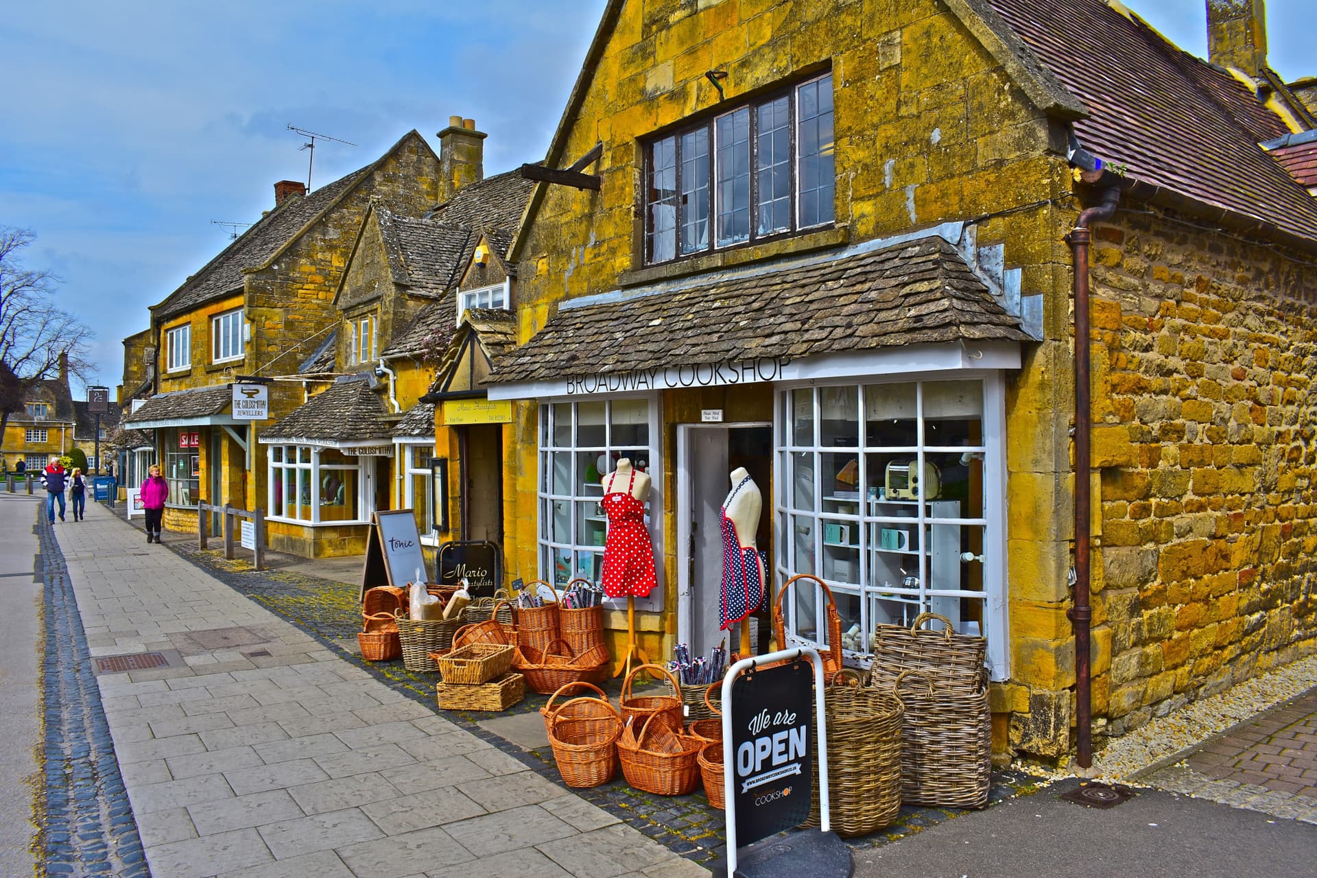 Cotswolds Tour from London with Lunch - تصویر 3