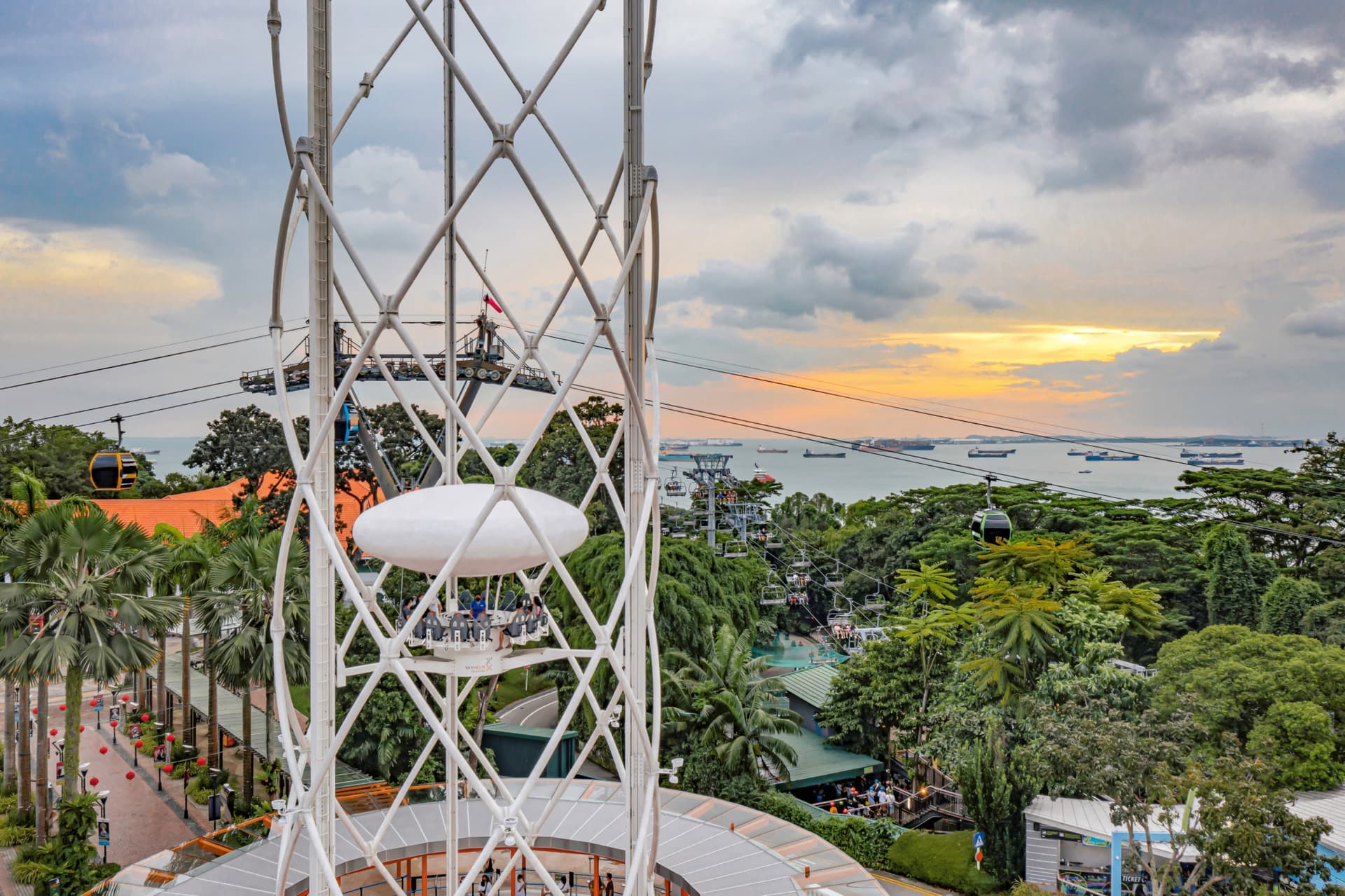 SkyHelix Sentosa Ticket - Singapore's Highest Open-Air Panoramic Ride - تصویر 6