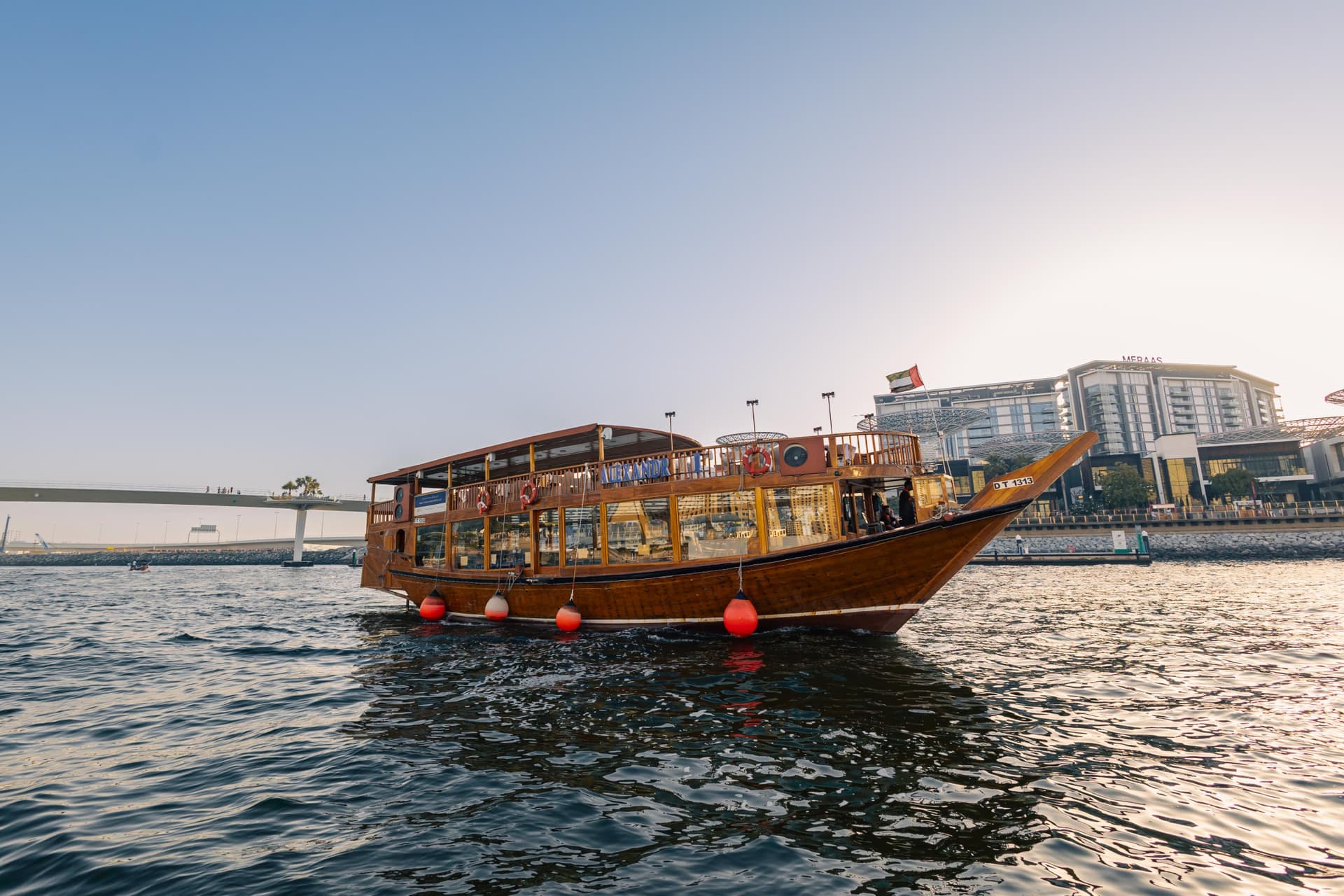 Alexandra Dhow Dinner Cruise in Dubai Marina - تصویر 13
