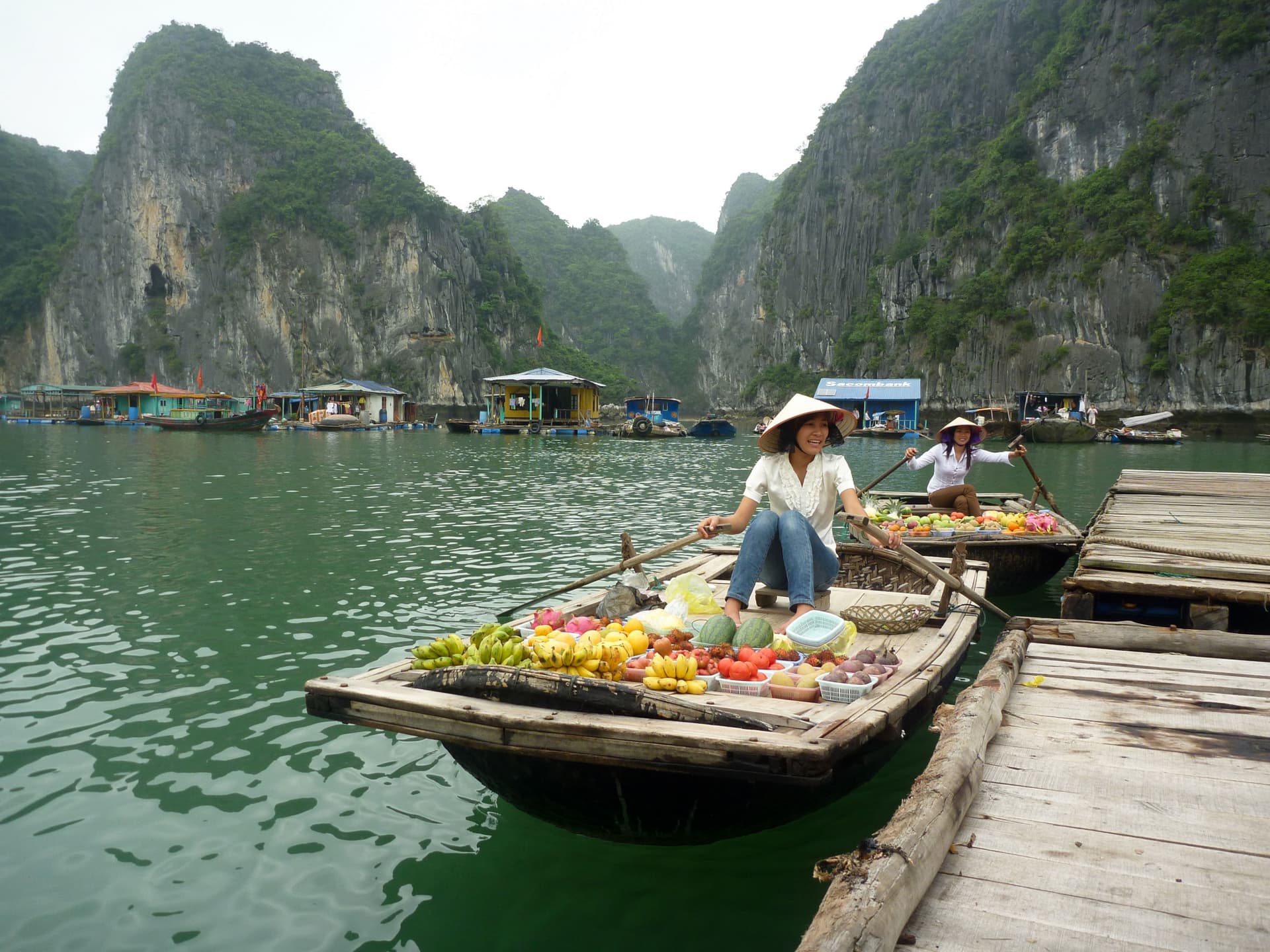 Ha Long Bay Cruise with Round Trip Transfer from Hanoi - تصویر 5