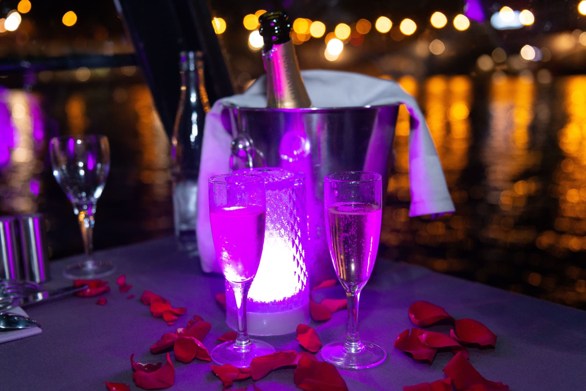 Dinner Cruise on the Seine River - تصویر 8