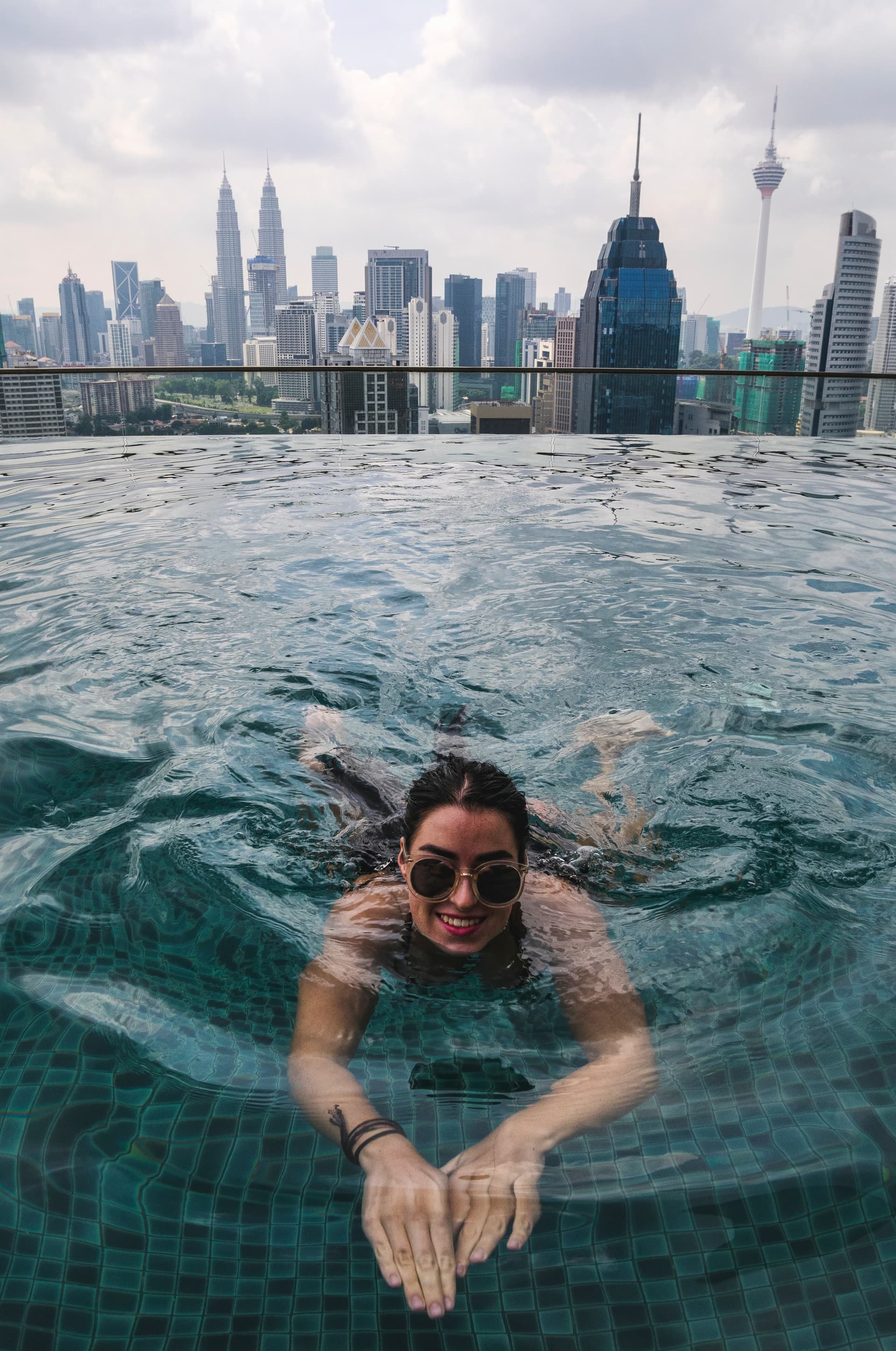 Professional Photo Shoot in Kuala Lumpur - تصویر 3