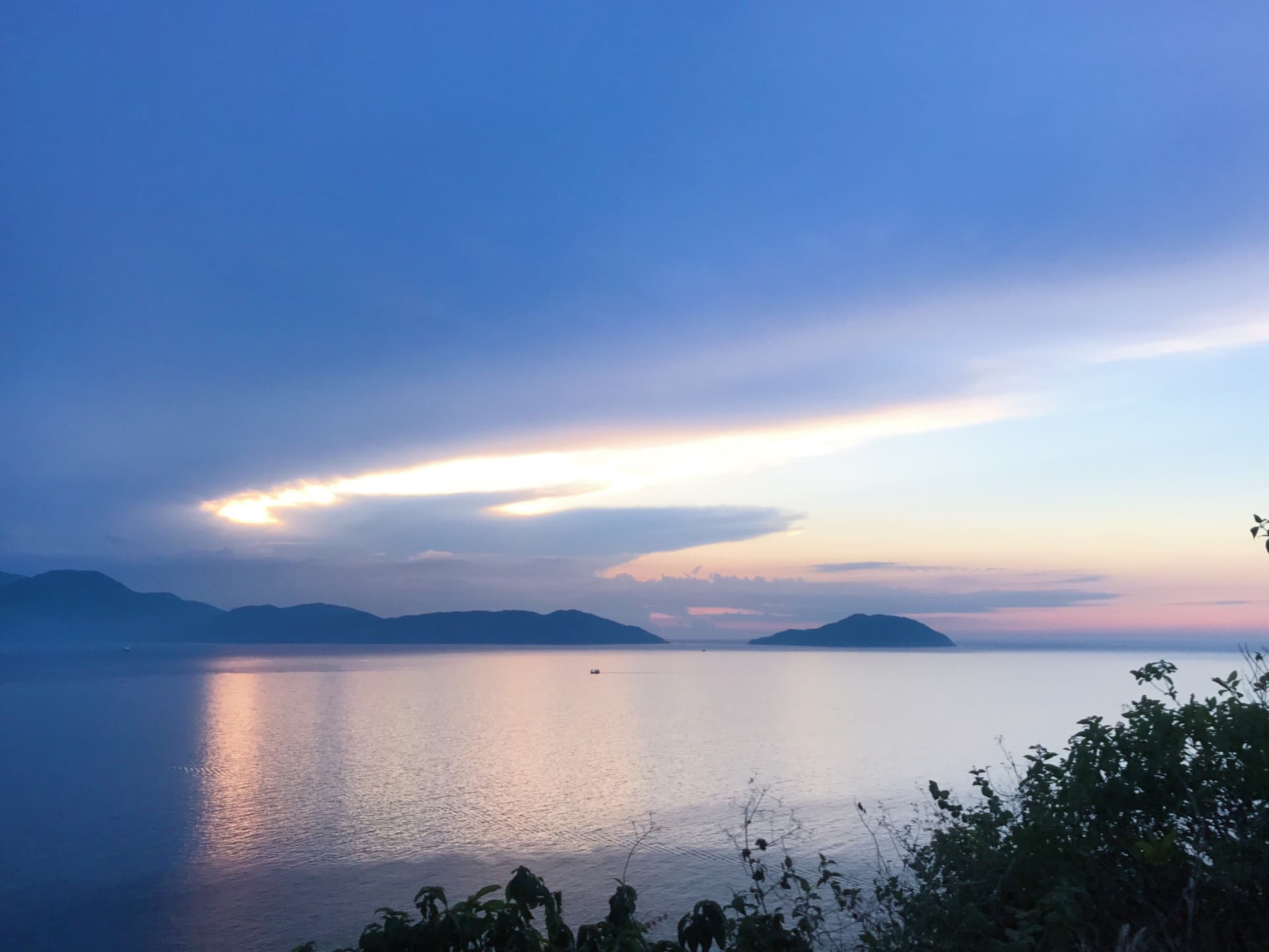 Son Tra Peninsula, Marble Mountains, and Hoi An Ancient Town Half-Day Tour from Da Nang - تصویر 9