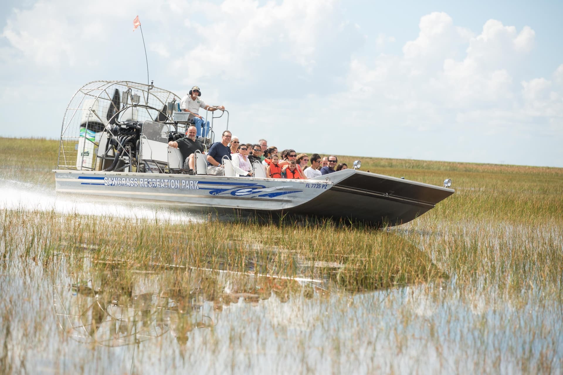 Miami Full-Day Combo: 75 min cruise + Everglades Airboat Tour + Double Decker Bus - تصویر اصلی