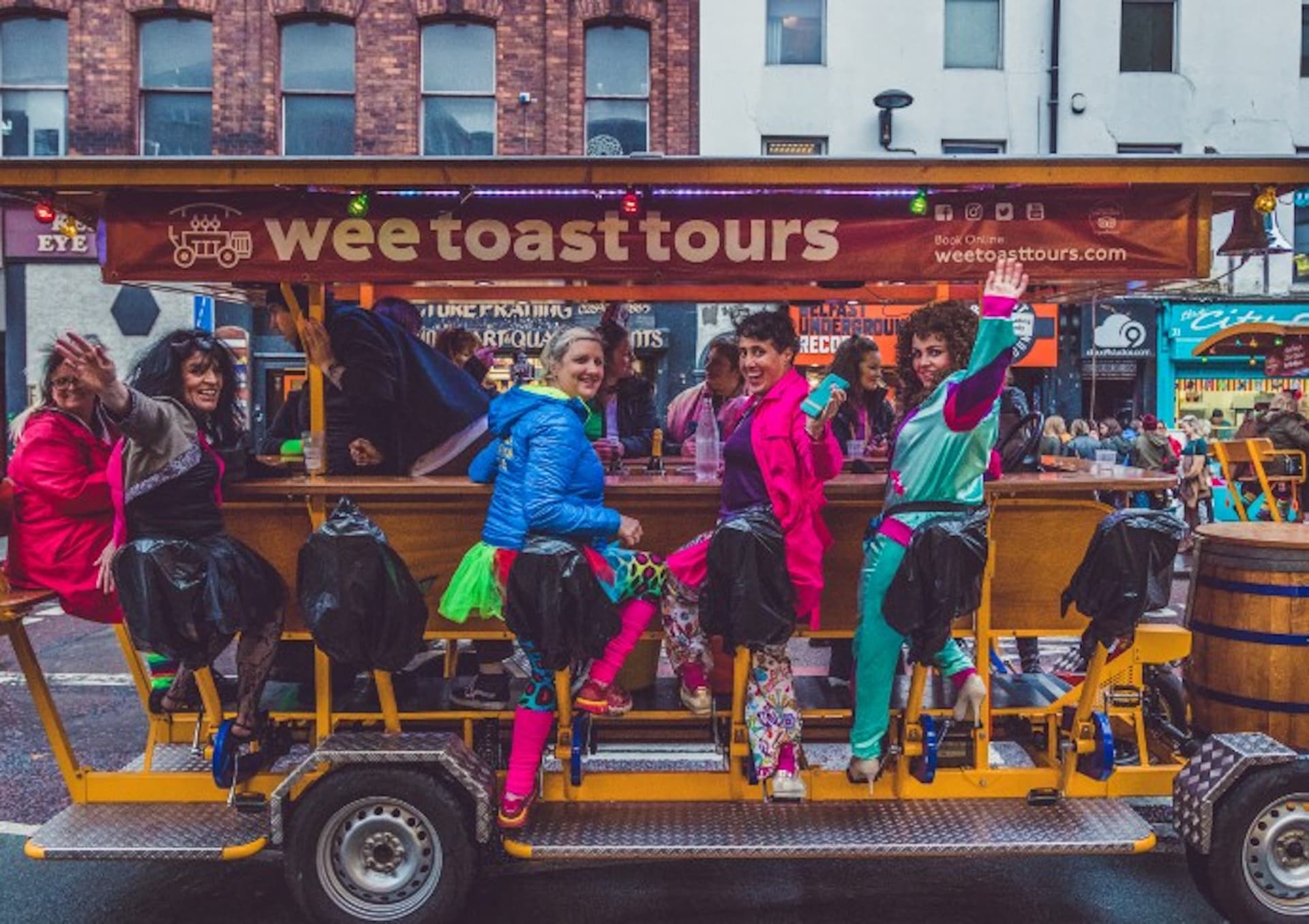 Original Beer and Prosecco London Bike Tour by Wee Toast Tours - تصویر اصلی