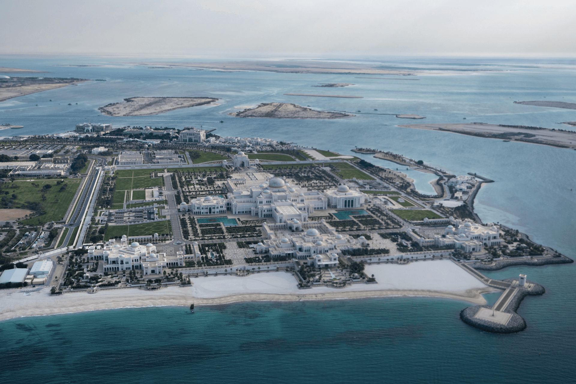 Abu Dhabi Helicopter Tour - تصویر 9