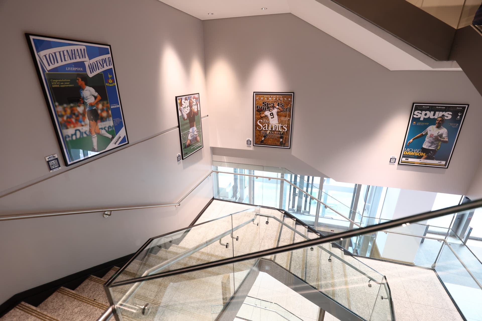 Premier League Football - Tottenham Hotspur FC Match Ticket at Tottenham Hotspur Stadium - تصویر 19