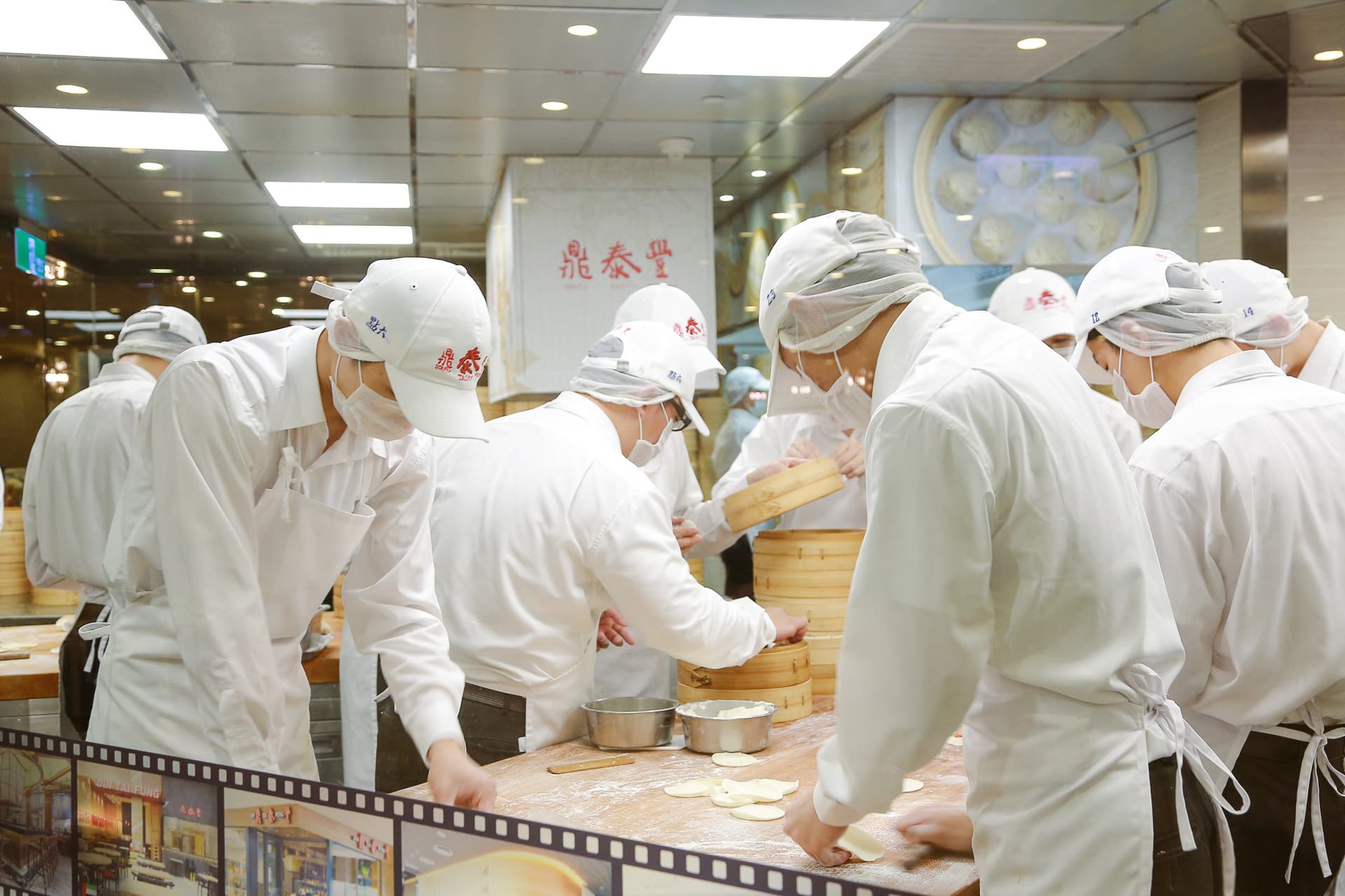 Din Tai Fung Restaurant - Taste the Best Dumpling - تصویر 7