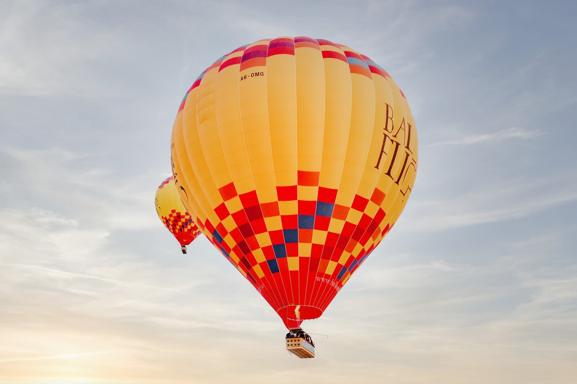 Dubai Hot Air Balloon Ride - تصویر 2