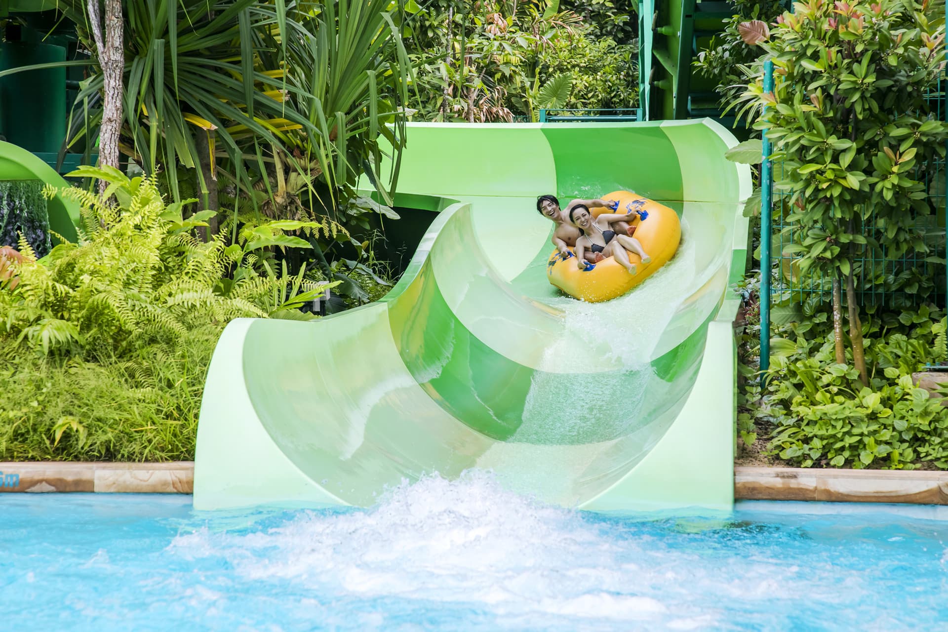 Adventure Cove Waterpark Ticket - تصویر 11