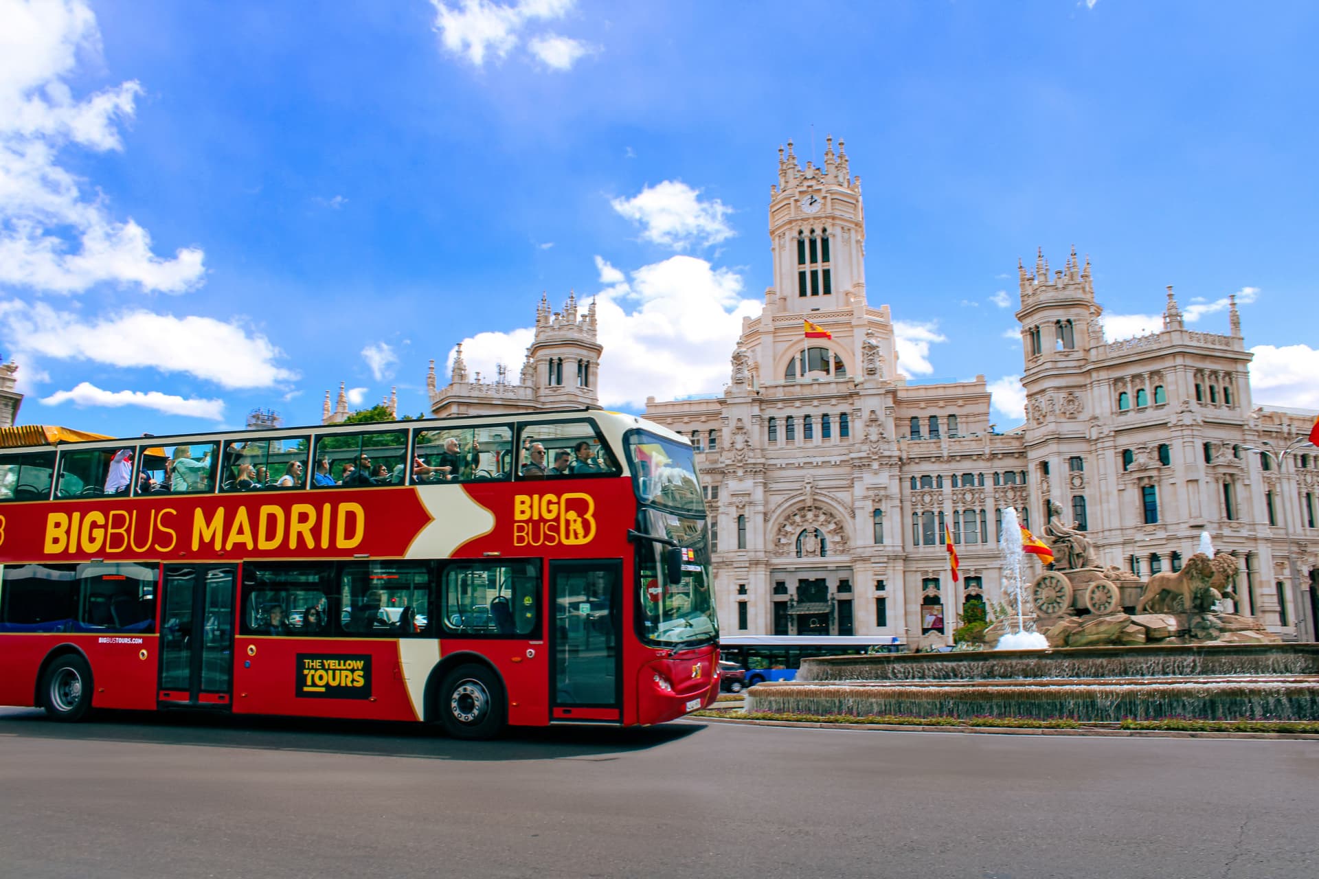 Big Bus Madrid Hop-on Hop-off Bus Tour - تصویر 2