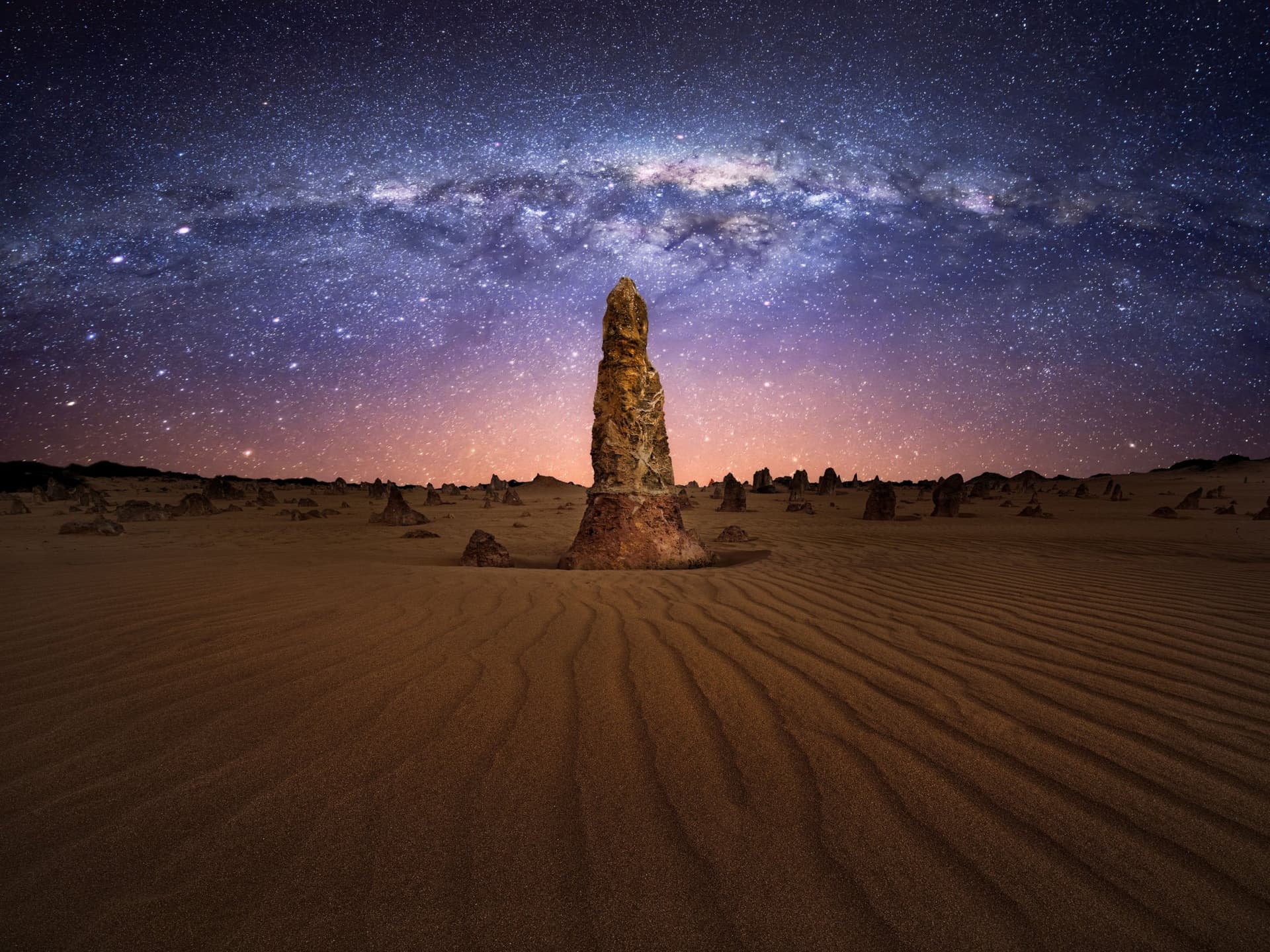 Pinnacles Desert Sunset and Stargazing Tour from Perth - تصویر 2