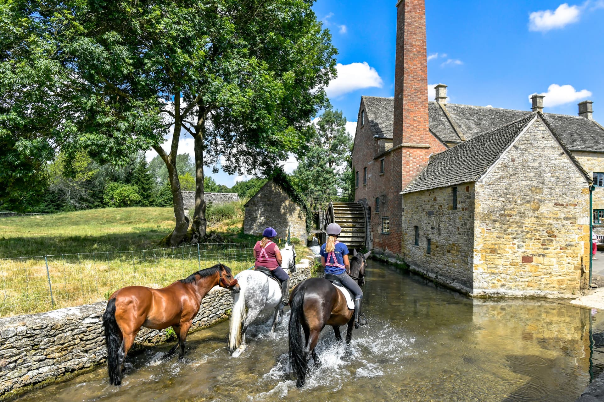 Cotswolds Tour from London with Lunch - تصویر 11