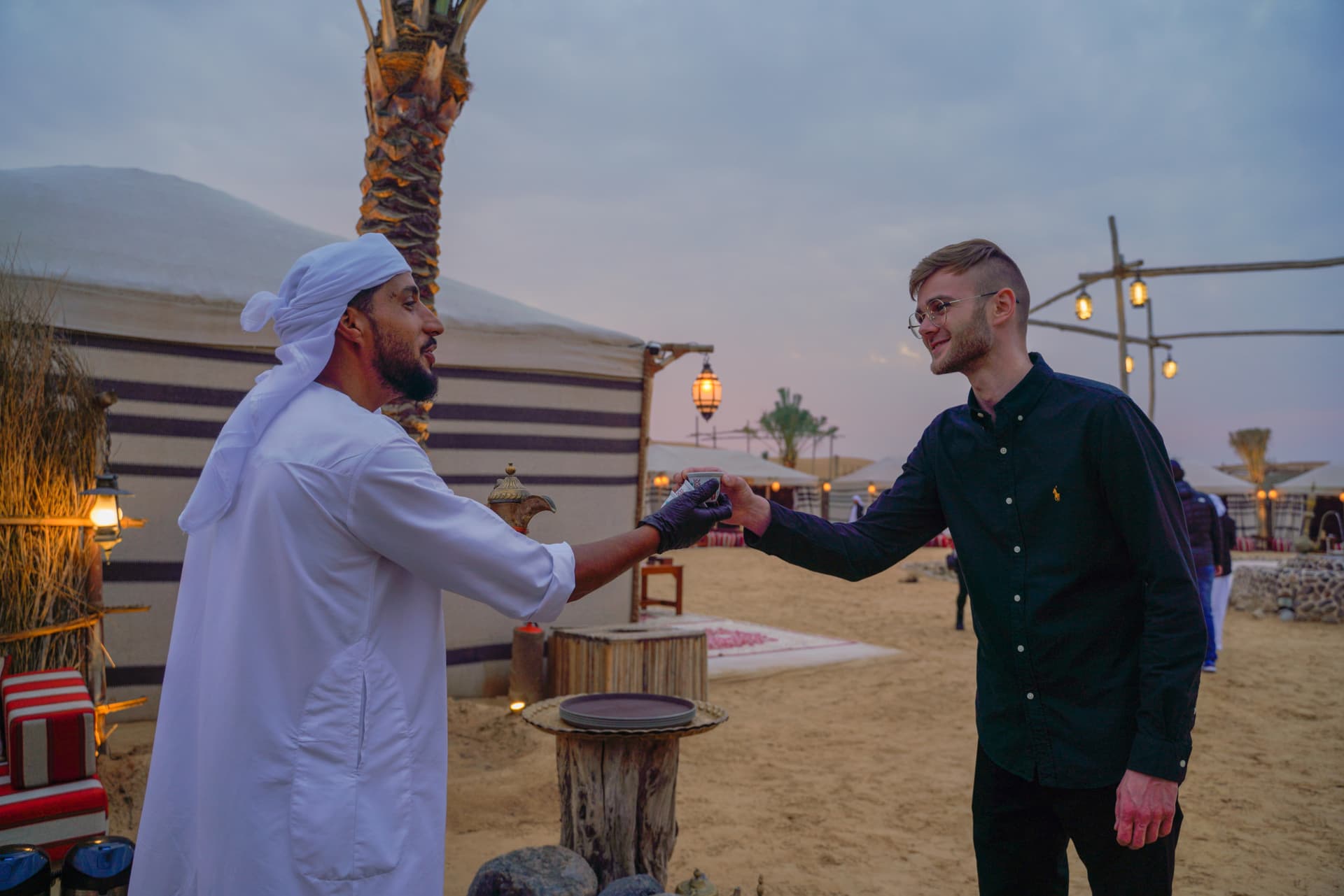 Dubai Red Dunes Desert Safari Tour with Camel Ride and Buffet Dinner at Al Khayma Camp - تصویر 12