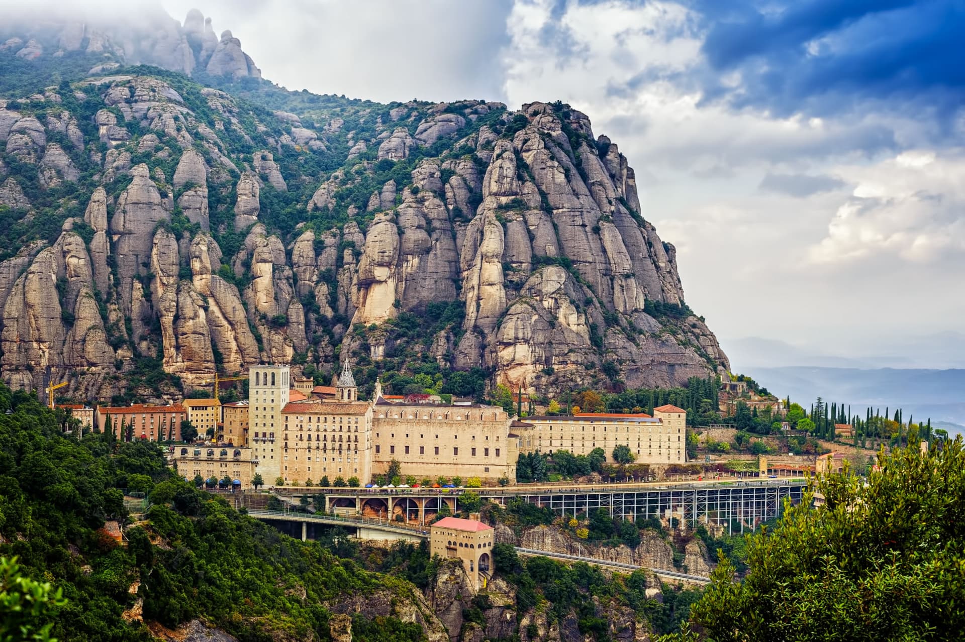 Montserrat Sunrise Tour from Barcelona - تصویر اصلی