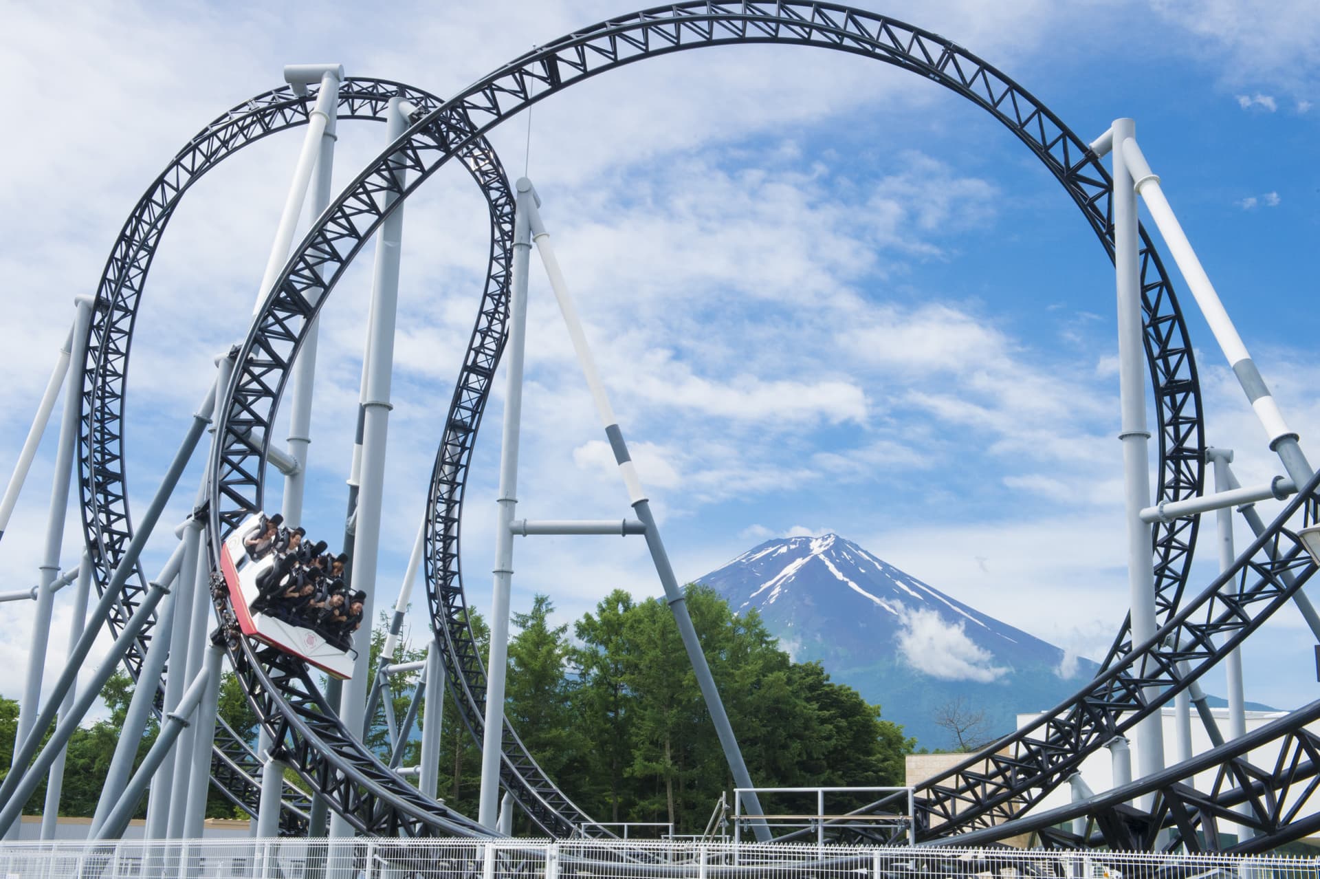 Fuji-Q Highland Pass - تصویر 2