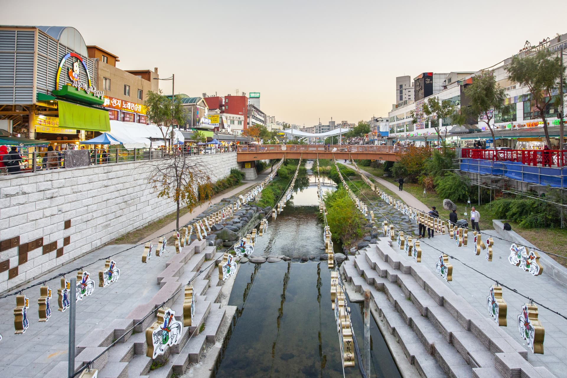 Korean Folk Village and Suwon Hwaseong Fortress Full-Day Tour from Seoul - تصویر 7