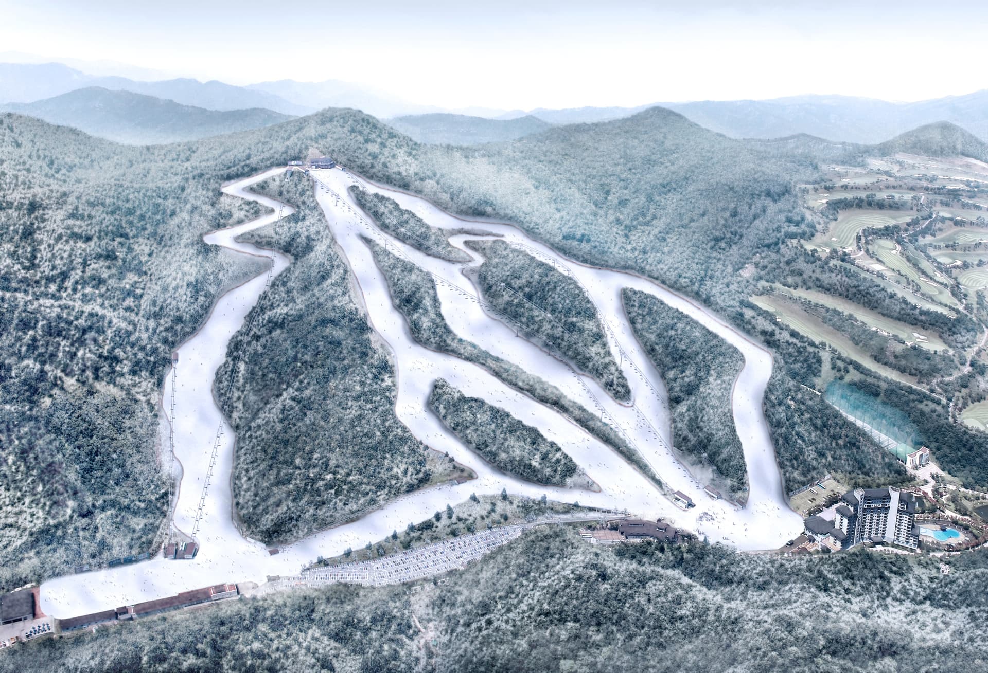 Elysian Gangchon Ski Resort and Eobi Ice Valley Full-Day Tour from Seoul - تصویر 6