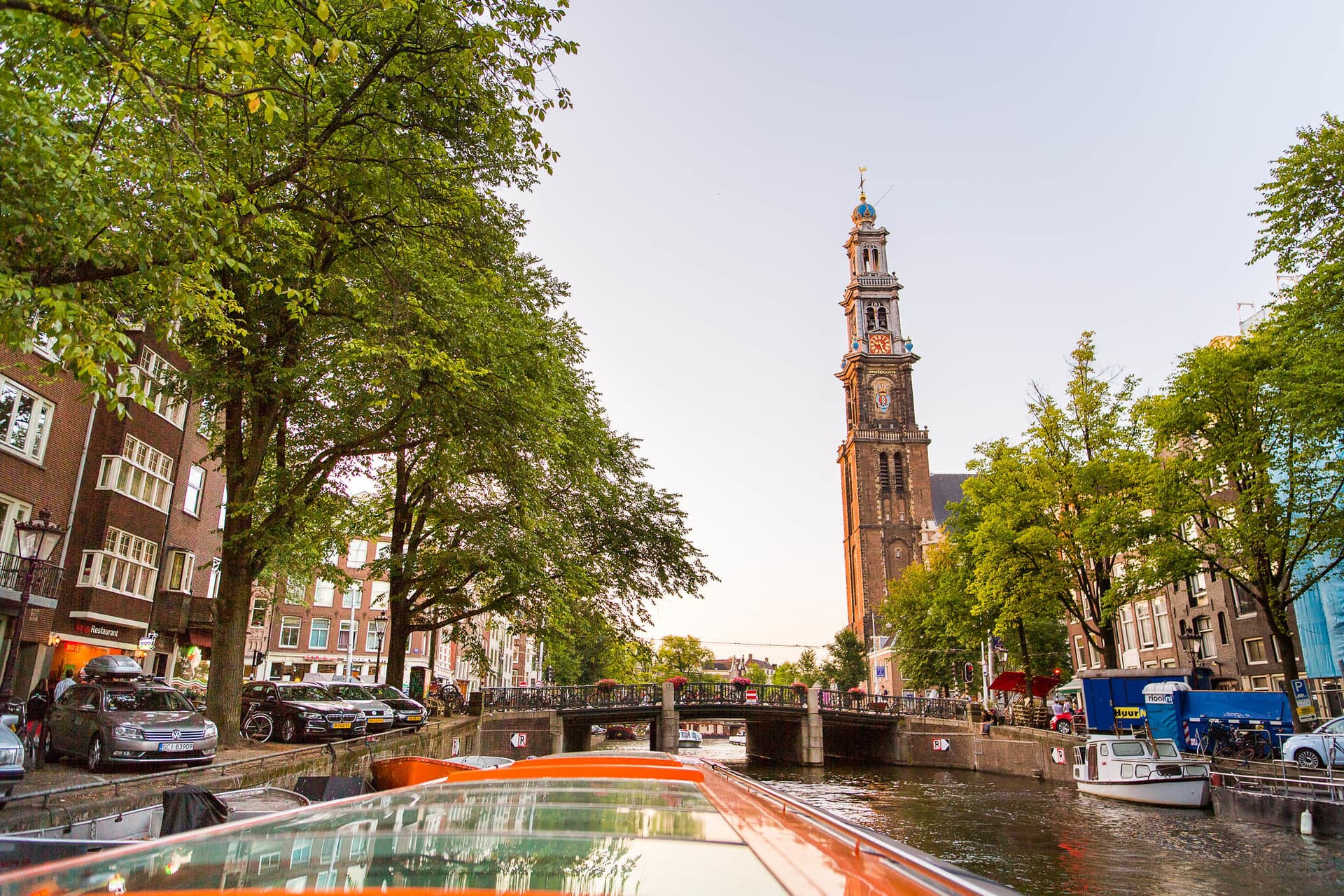 Amsterdam Canal Cruise Ticket with New York Pizza and Drinks - تصویر 3