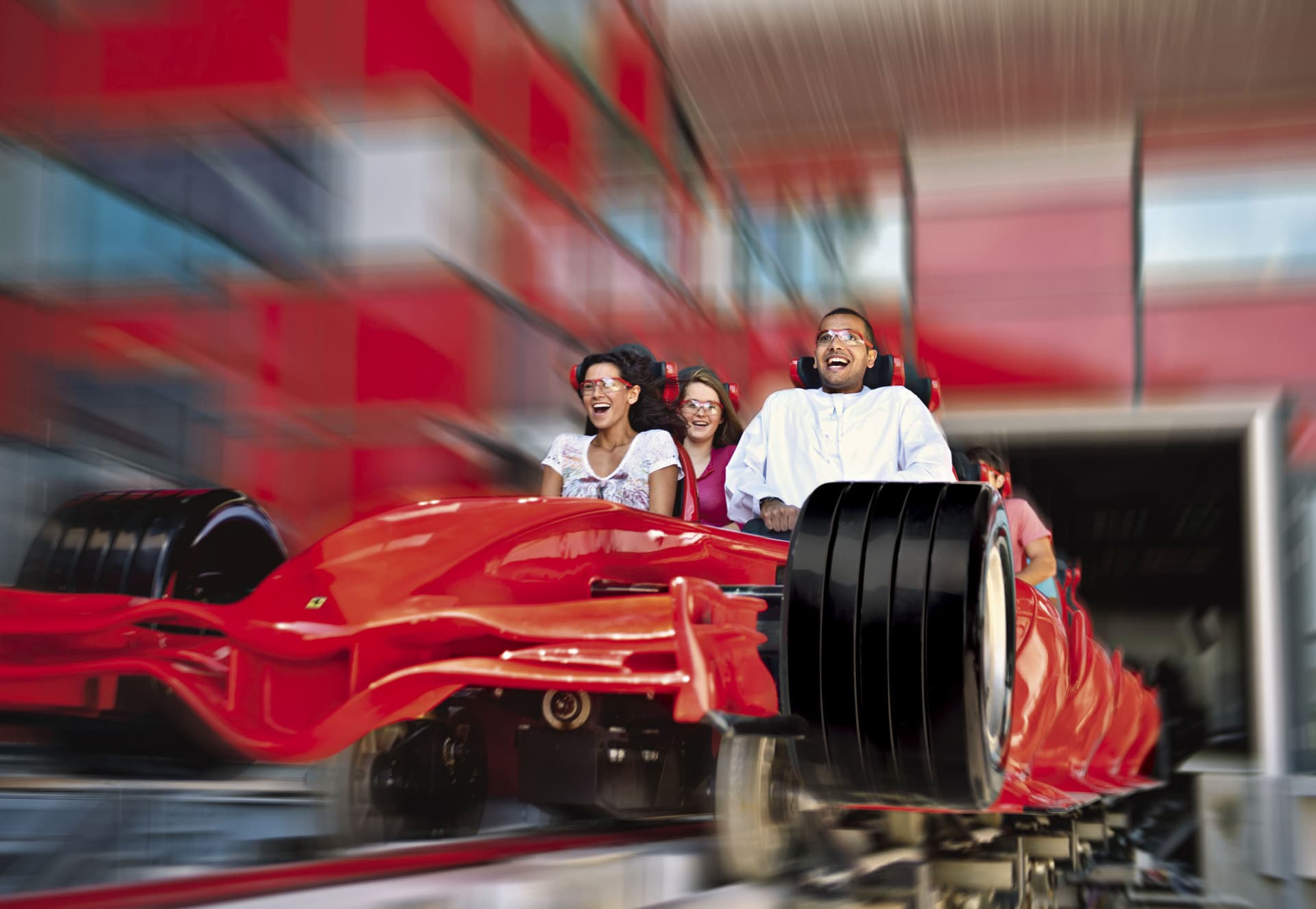 Abu Dhabi Mosque and Ferrari World Tour from Dubai - تصویر 6