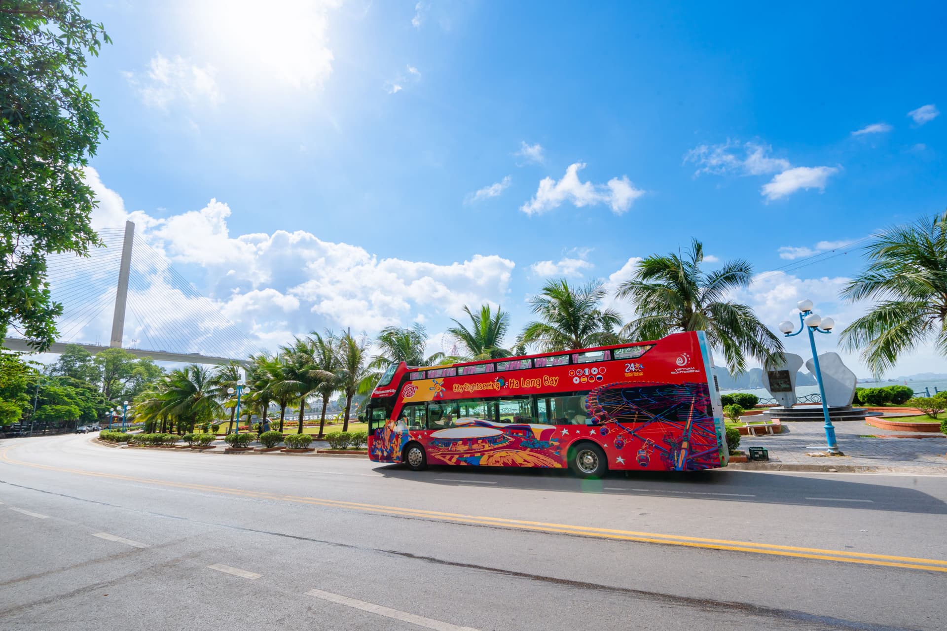 City Sightseeing Ha Long Hop-on Hop-off Bus Tour - تصویر اصلی