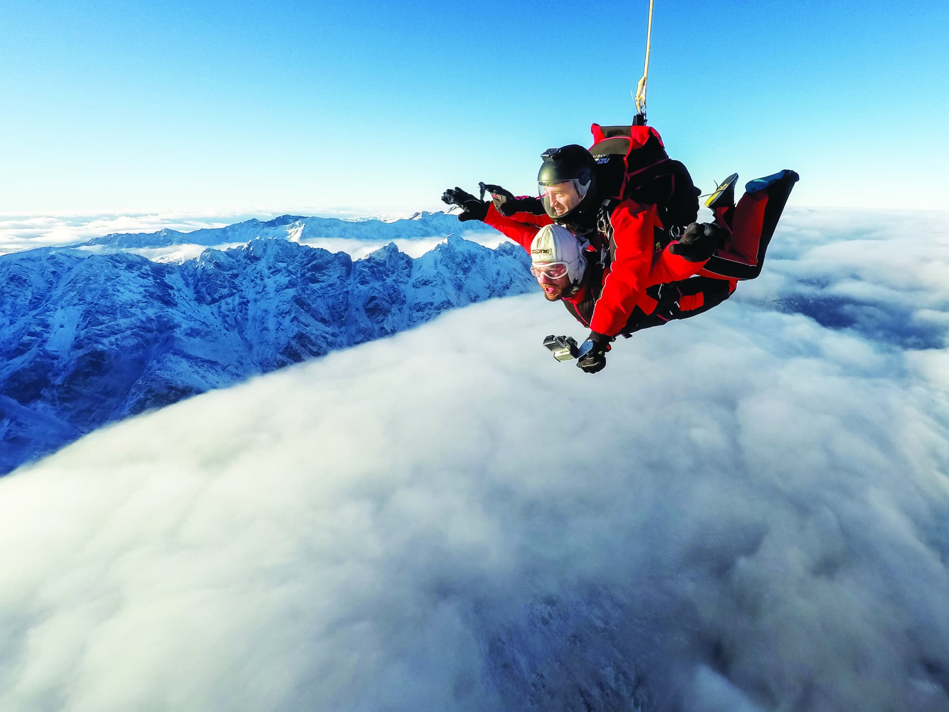 Tandem Skydiving Experience Queenstown by NZONE - تصویر 4