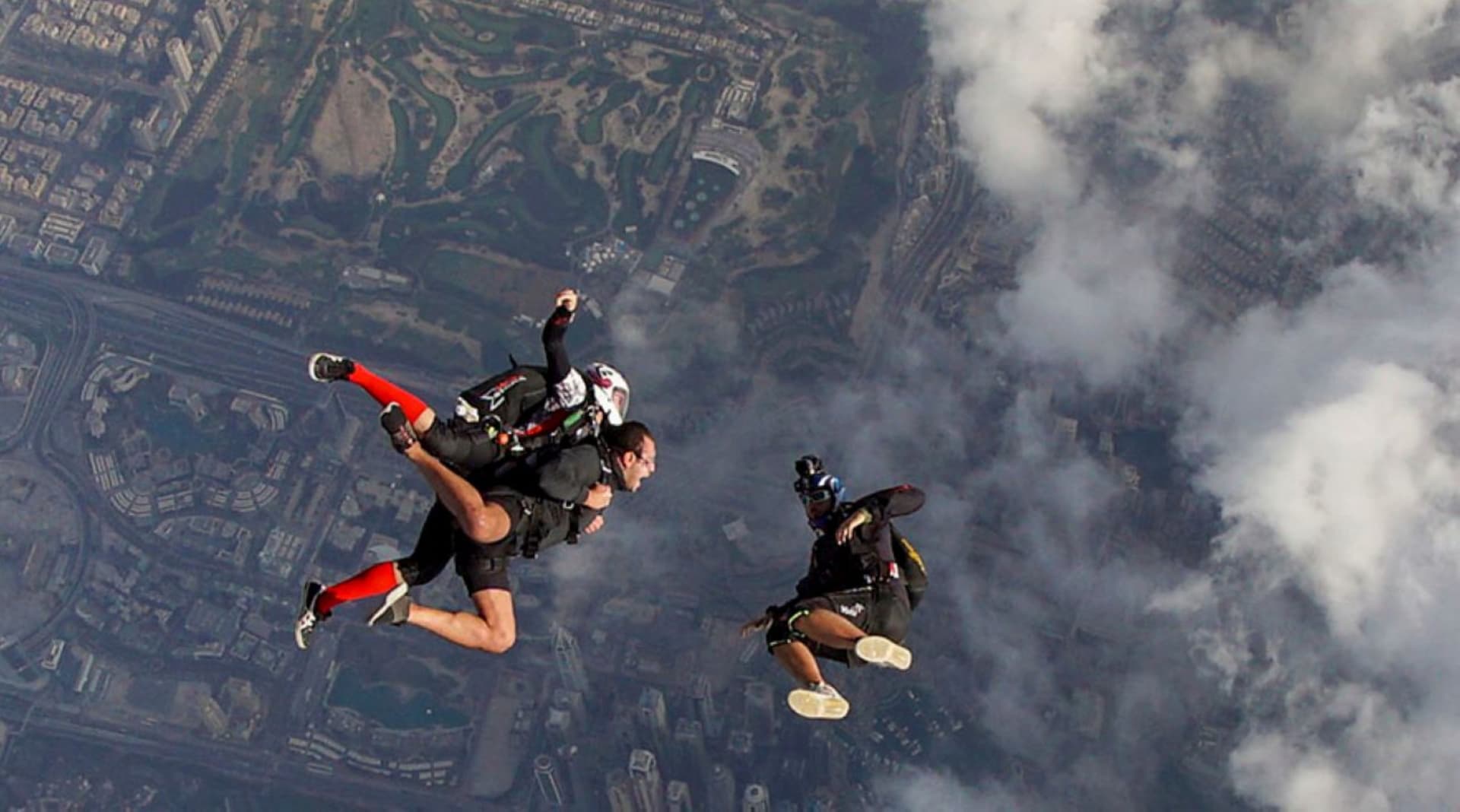 Skydive Dubai Tandem Skydiving Experience - تصویر 3