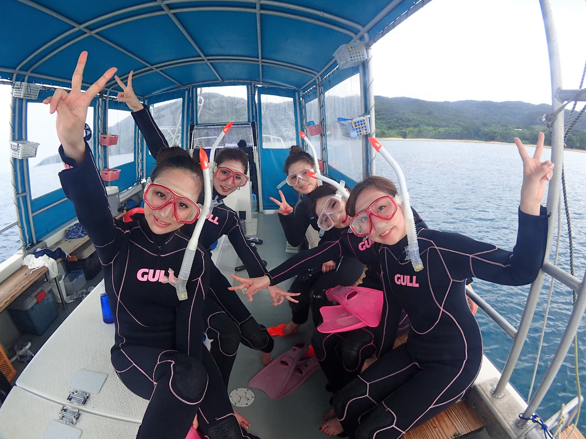 Half-Day Morning Snorkeling Tour with Phantom Island Visit - تصویر اصلی