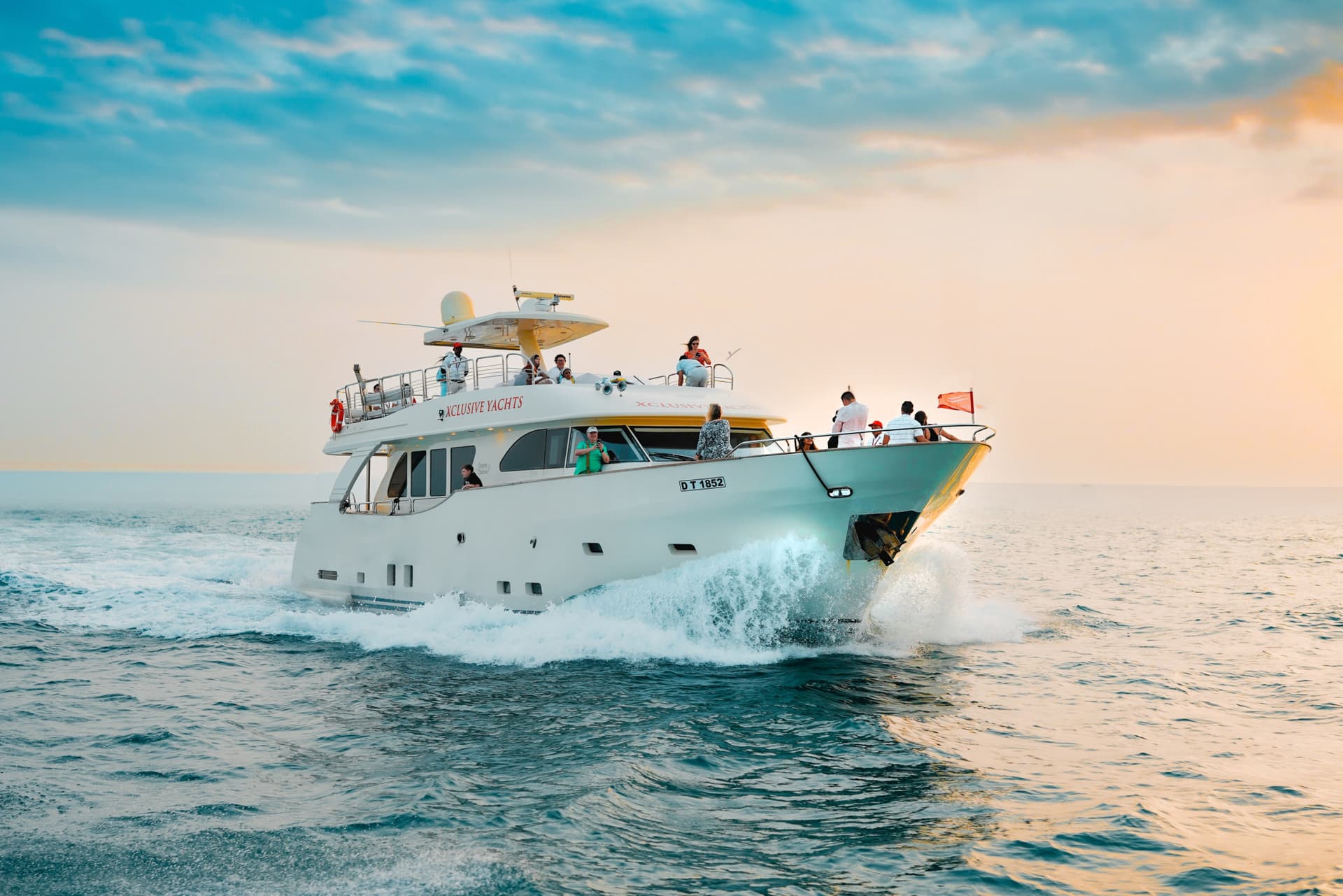 Dubai Marina Yacht Tours - تصویر 2