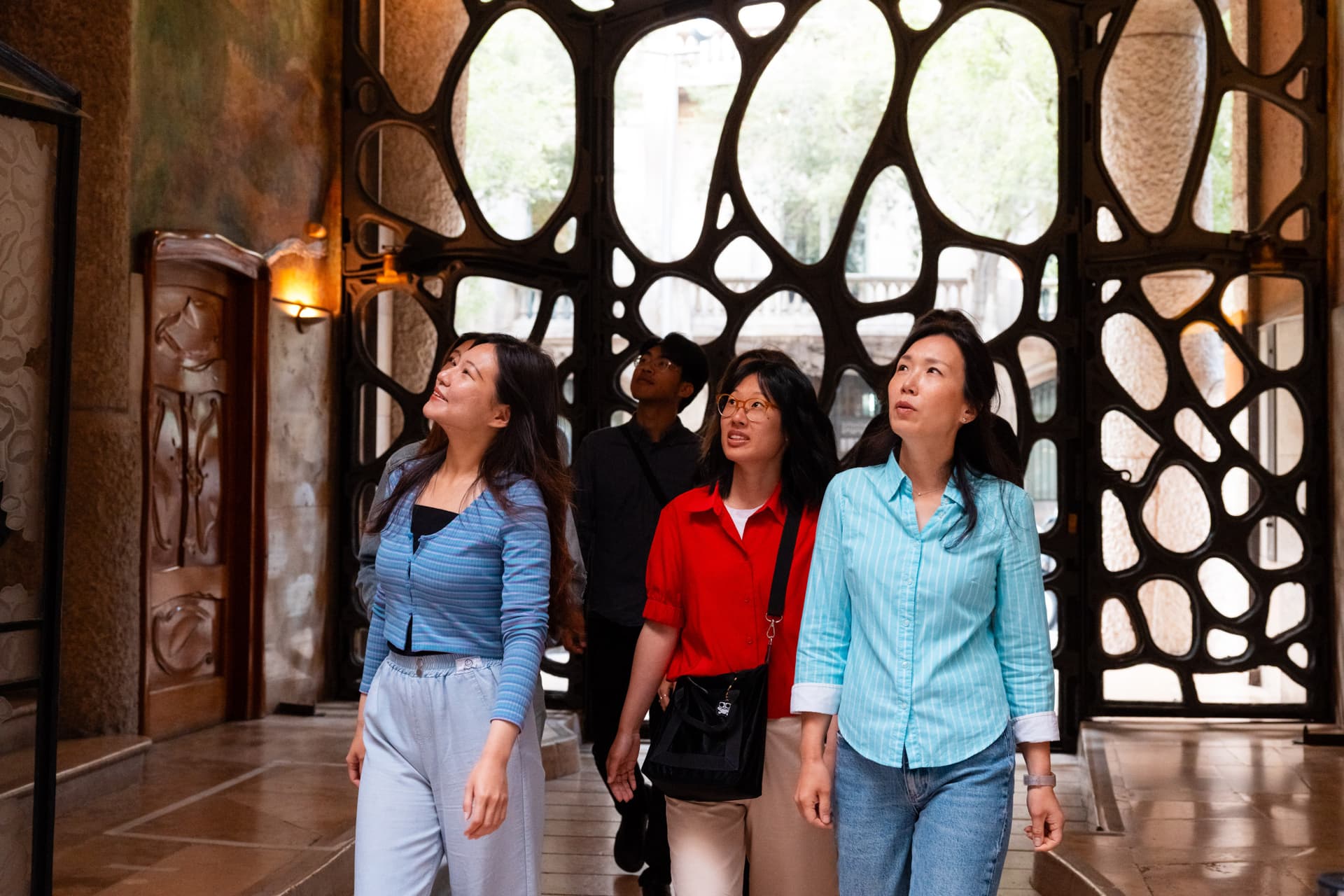 Gaudi Houses: Casa Vicens, Casa Batllo, Casa Mila Guided Tour - تصویر 9