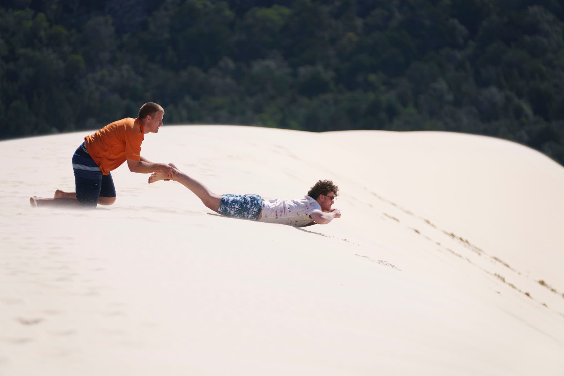 Moreton Island 1-Day Adventure Tour with Kayaking and Sandboarding - تصویر 10