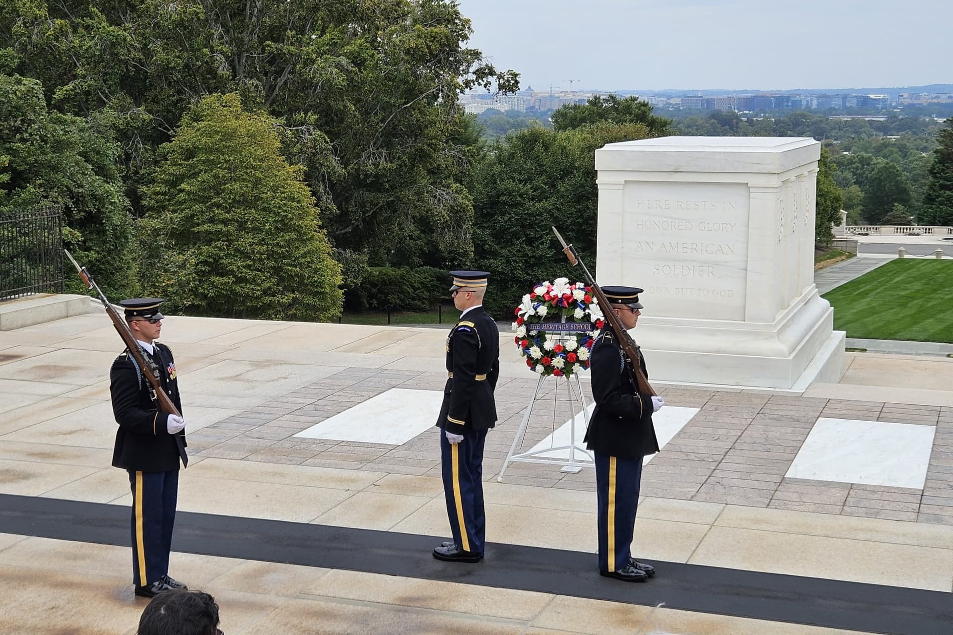 Arlington Cemetery Guided Tour with Changing of the Guard - تصویر 4