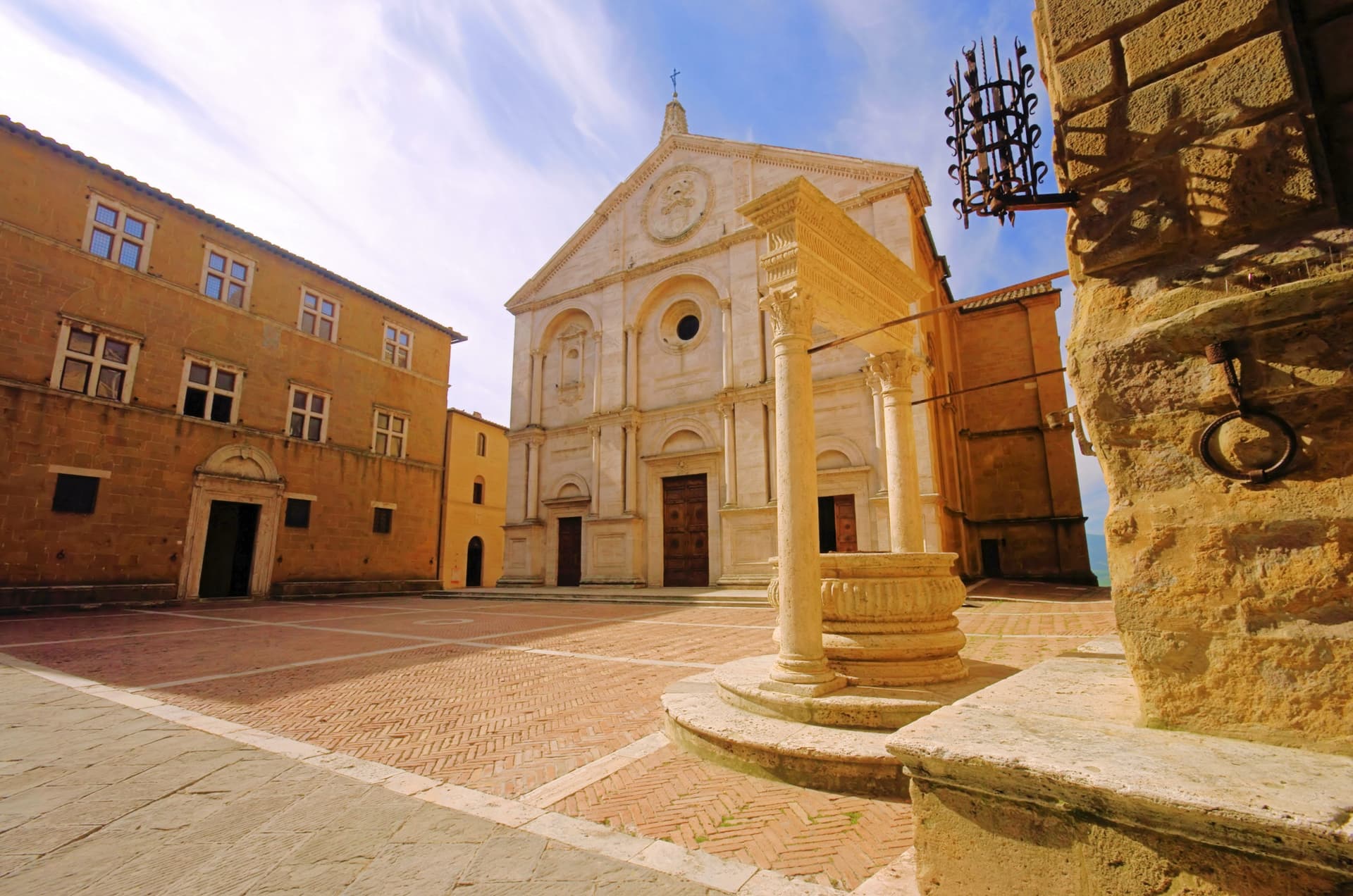 Medieval Tuscany Tour from Florence: Monteriggioni, Montalcino, Pienza - تصویر 9