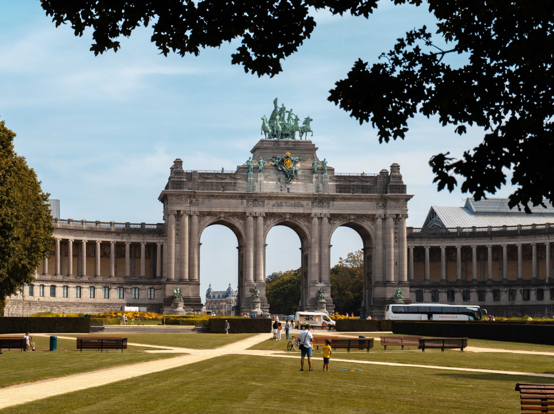 Tootbus Brussels Hop-on Hop-off Bus Tour - تصویر 5