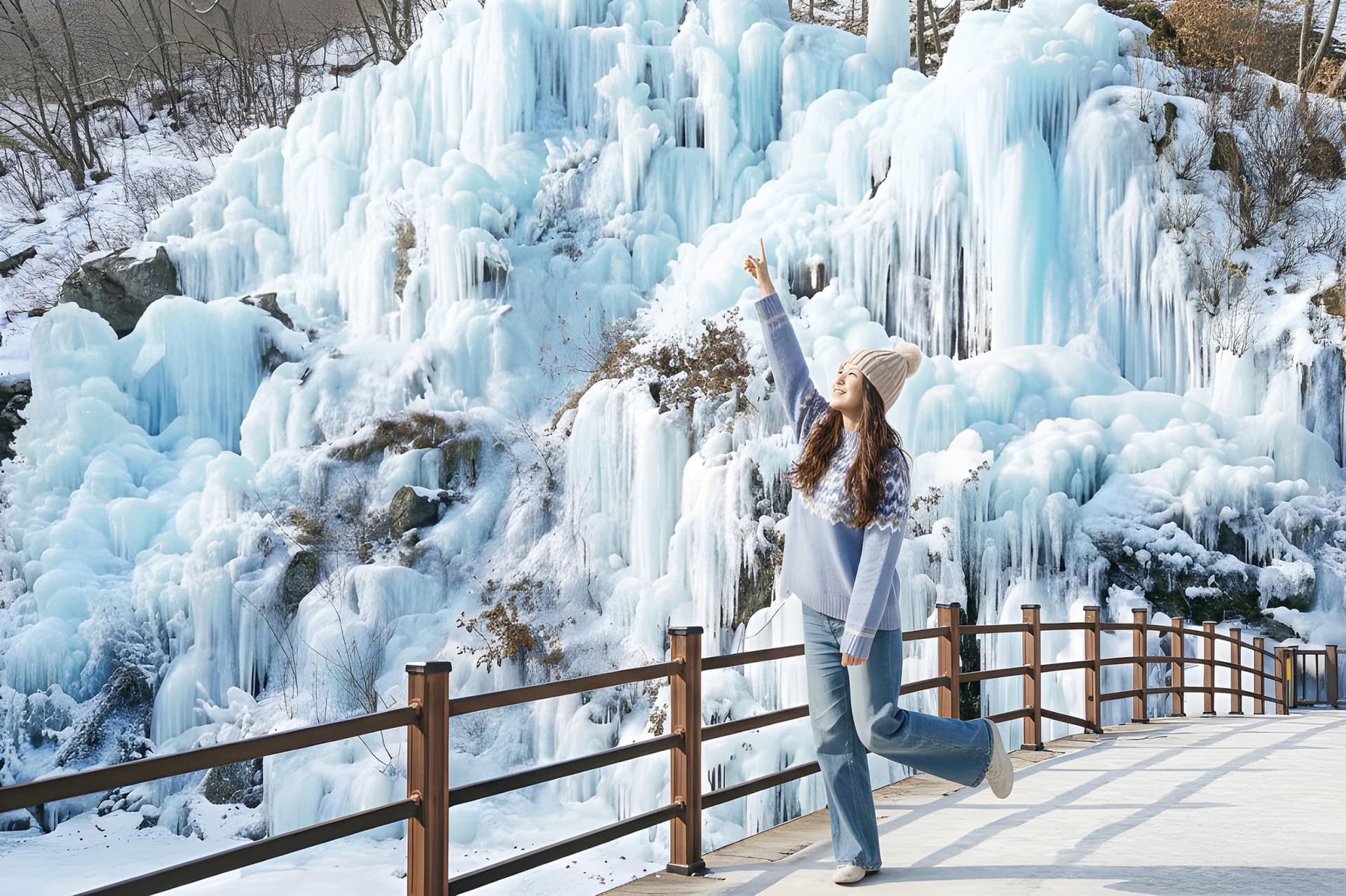 Vivaldi Park Winter Ski and Eobi Ice Valley Day Tour from Seoul - تصویر 11