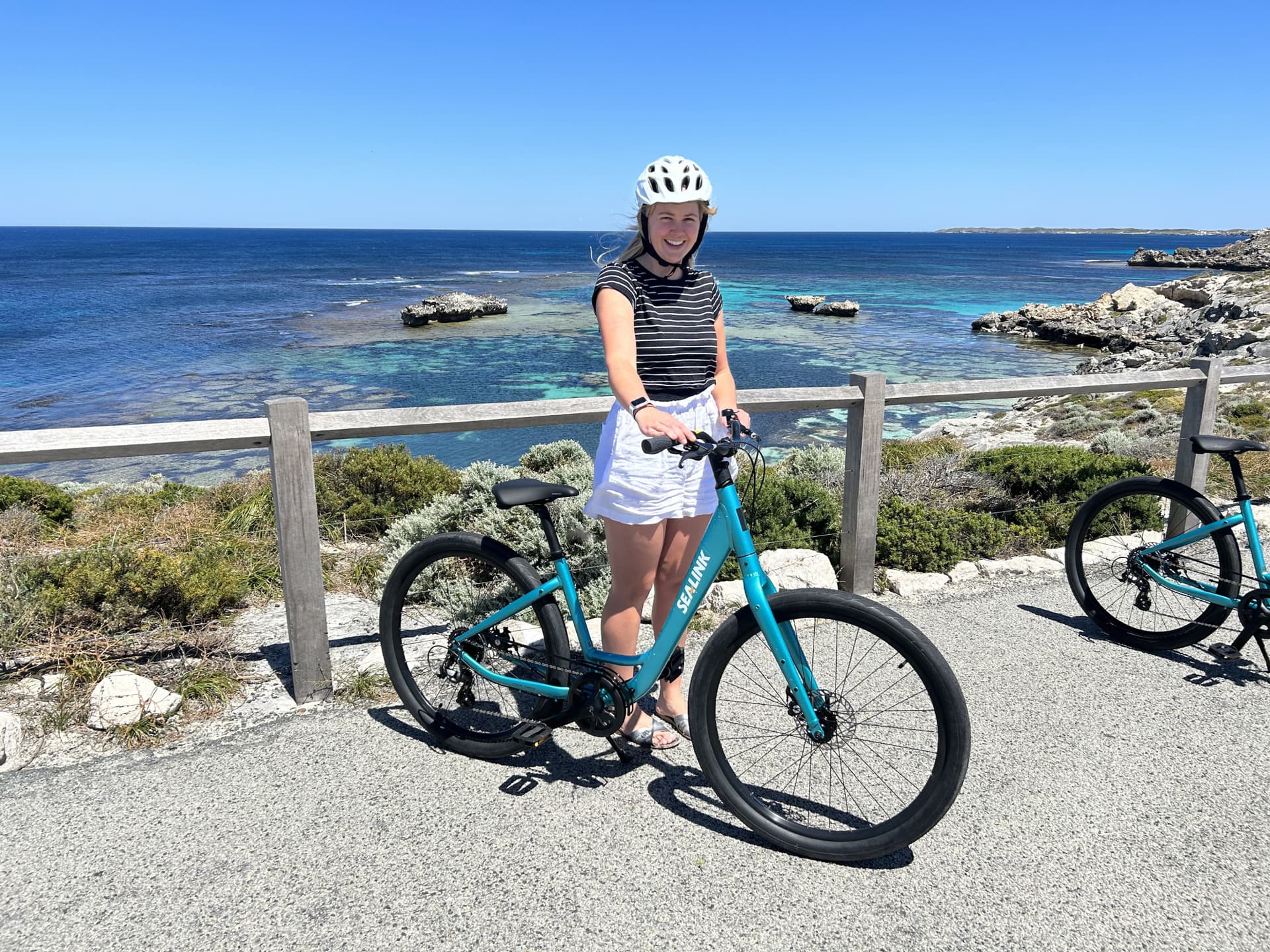 Round Trip SeaLink Ferry Transfer to Rottnest Island with Bike Hire - تصویر 6