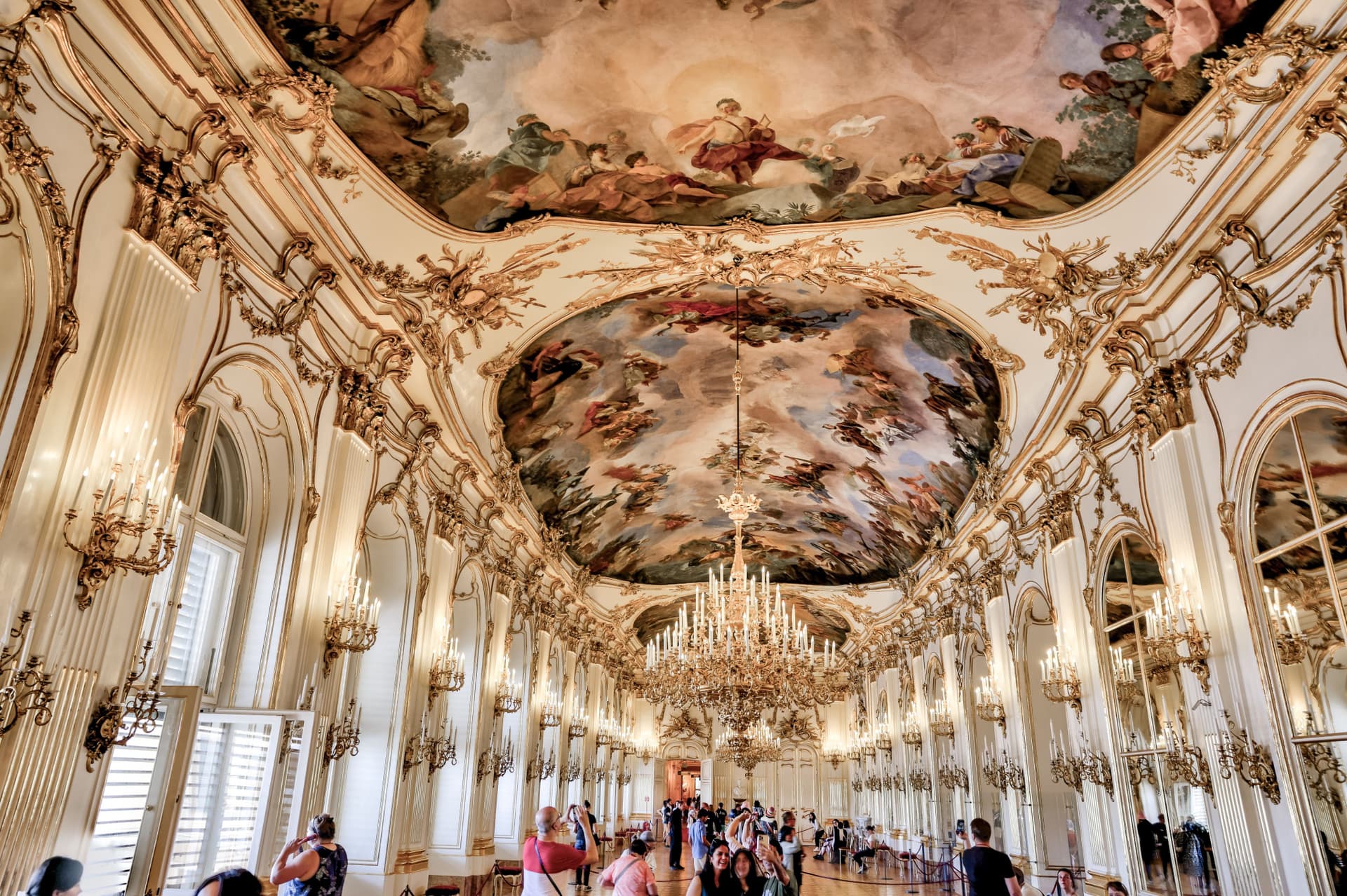 Schonbrunn Palace and Gardens - تصویر 3