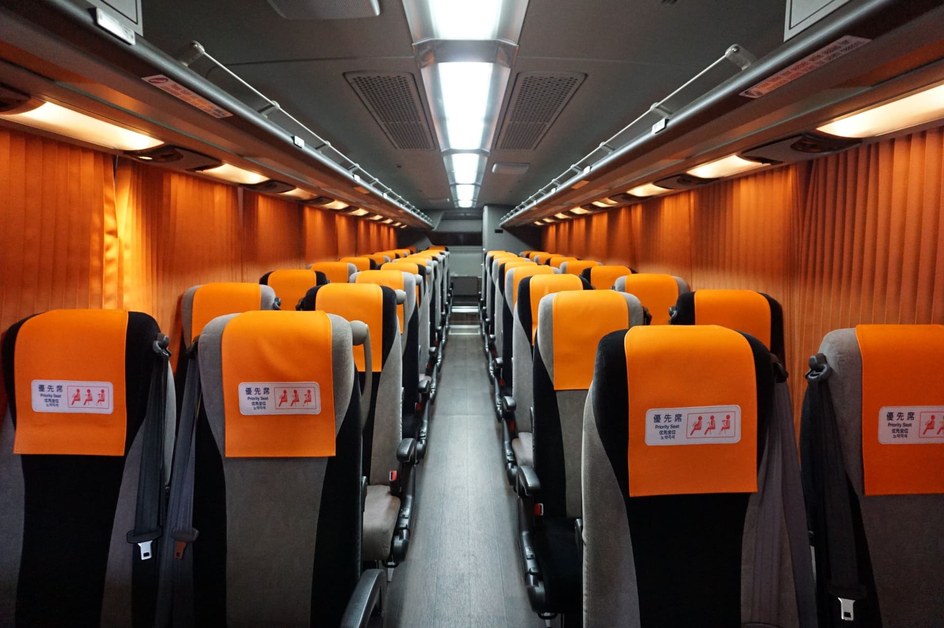 Haneda Airport Limousine Bus Transfers - تصویر 3