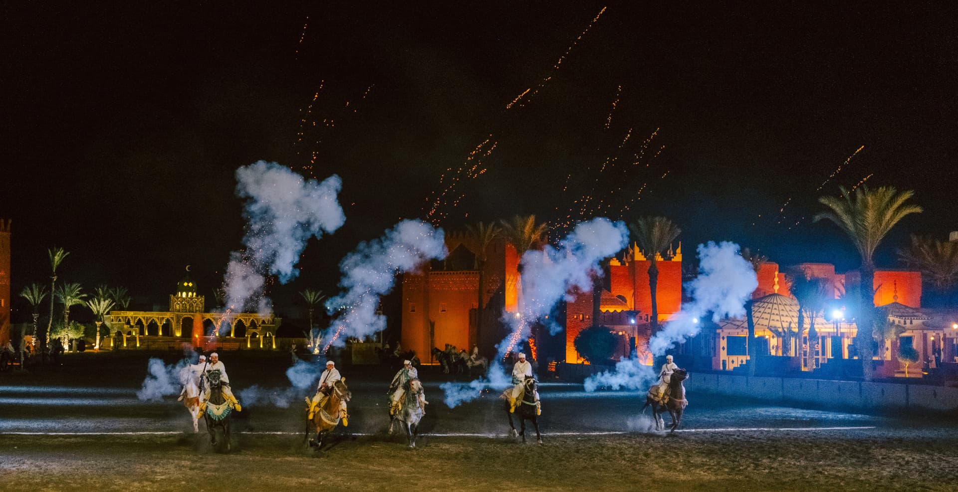 Fantasia 1001 Nights Dinner Show with Round Trip Transfers from Marrakech - تصویر اصلی